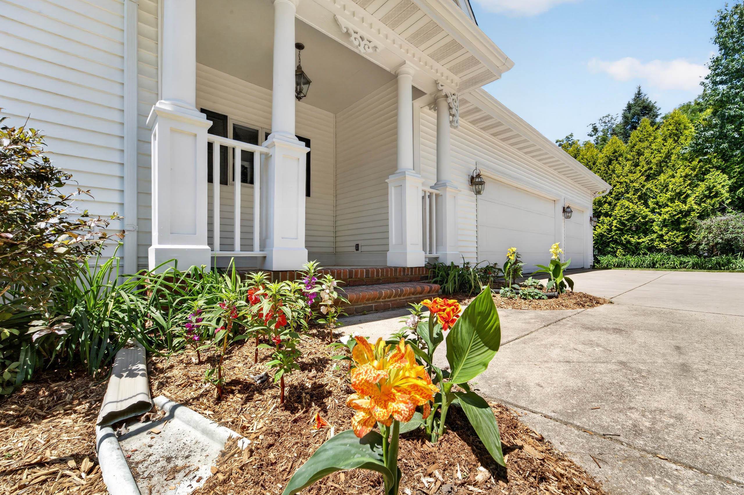 1614 Blue Ridge Trail
