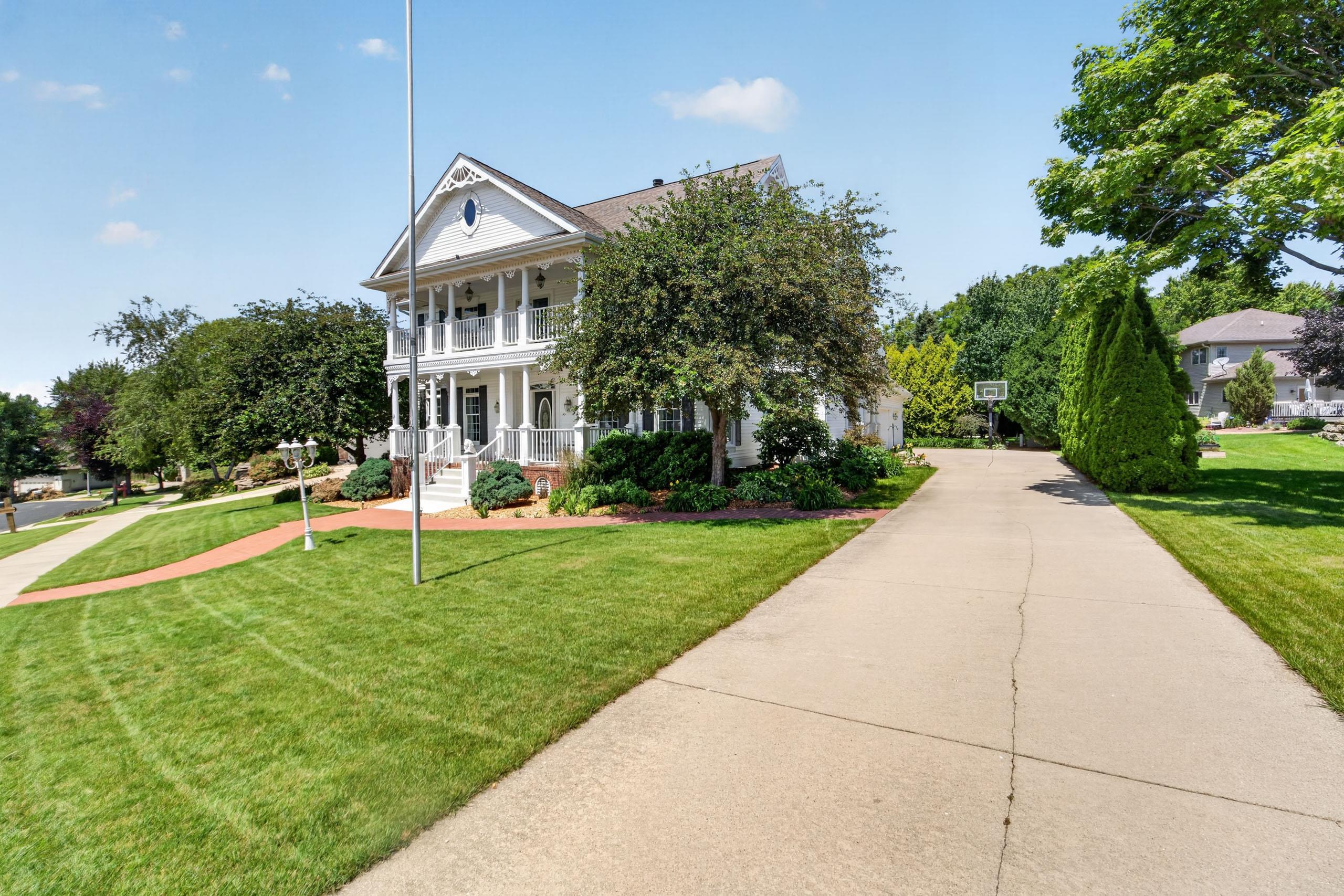 1614 Blue Ridge Trail