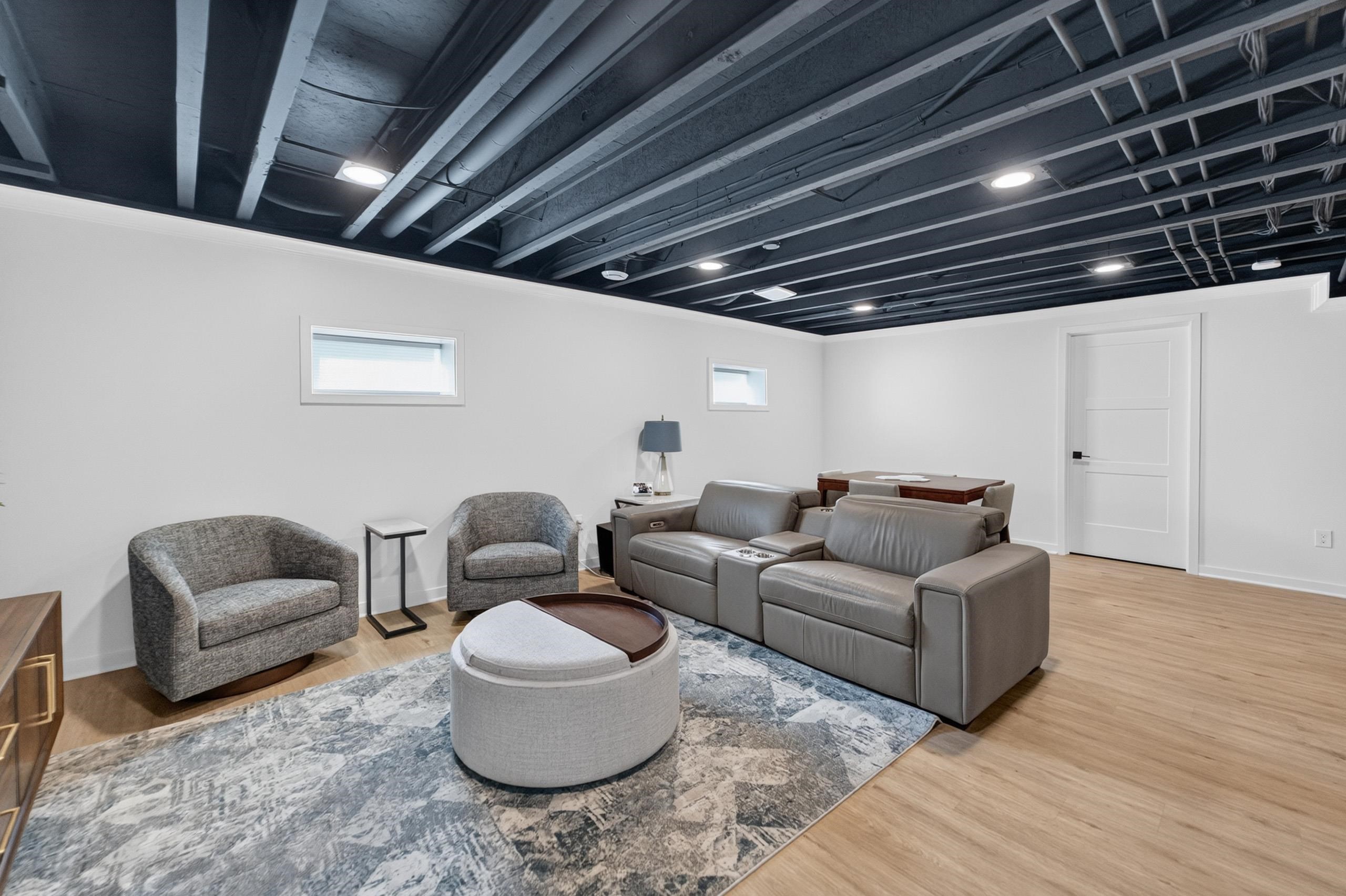 1132 Oak Knoll Road