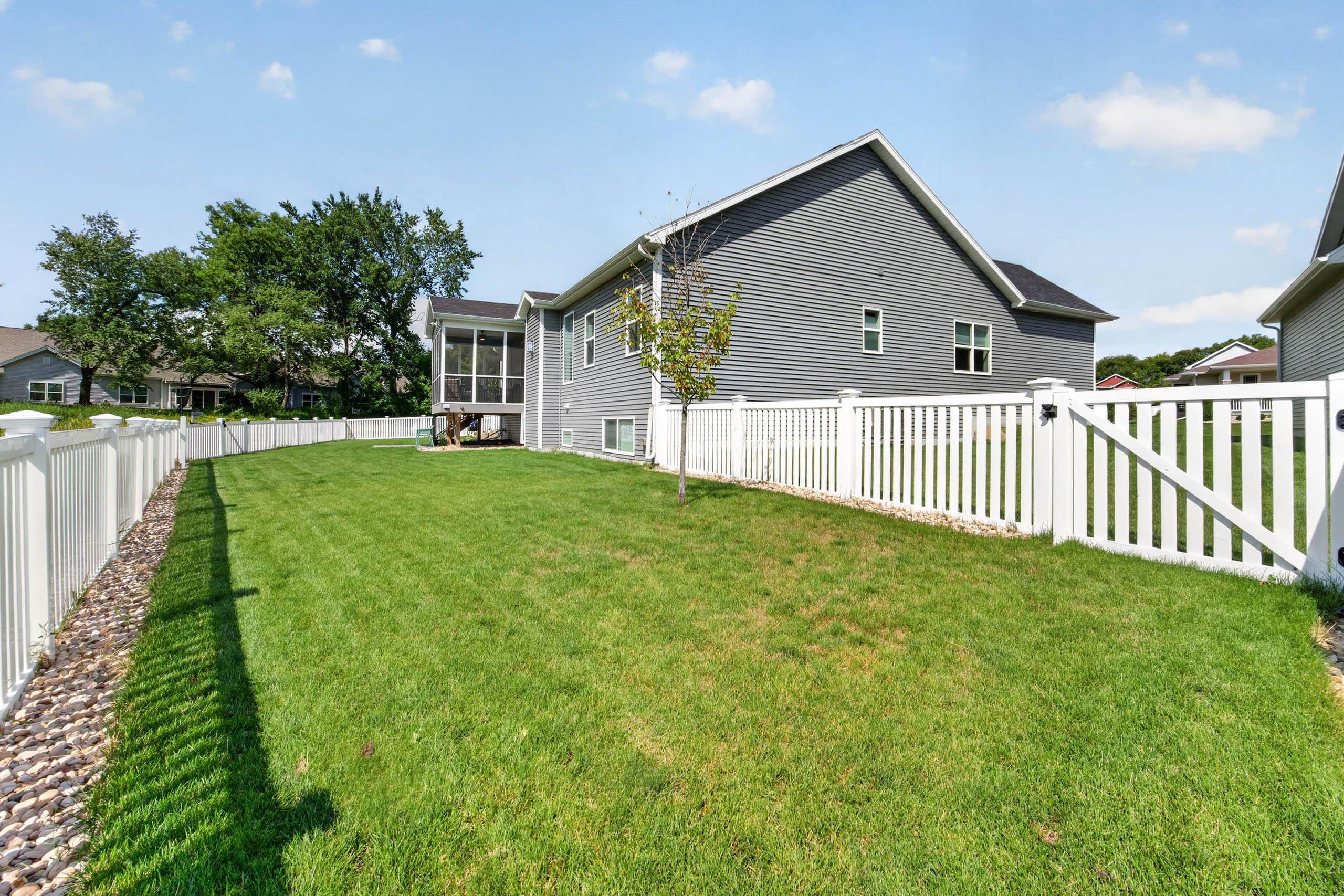 1132 Oak Knoll Road