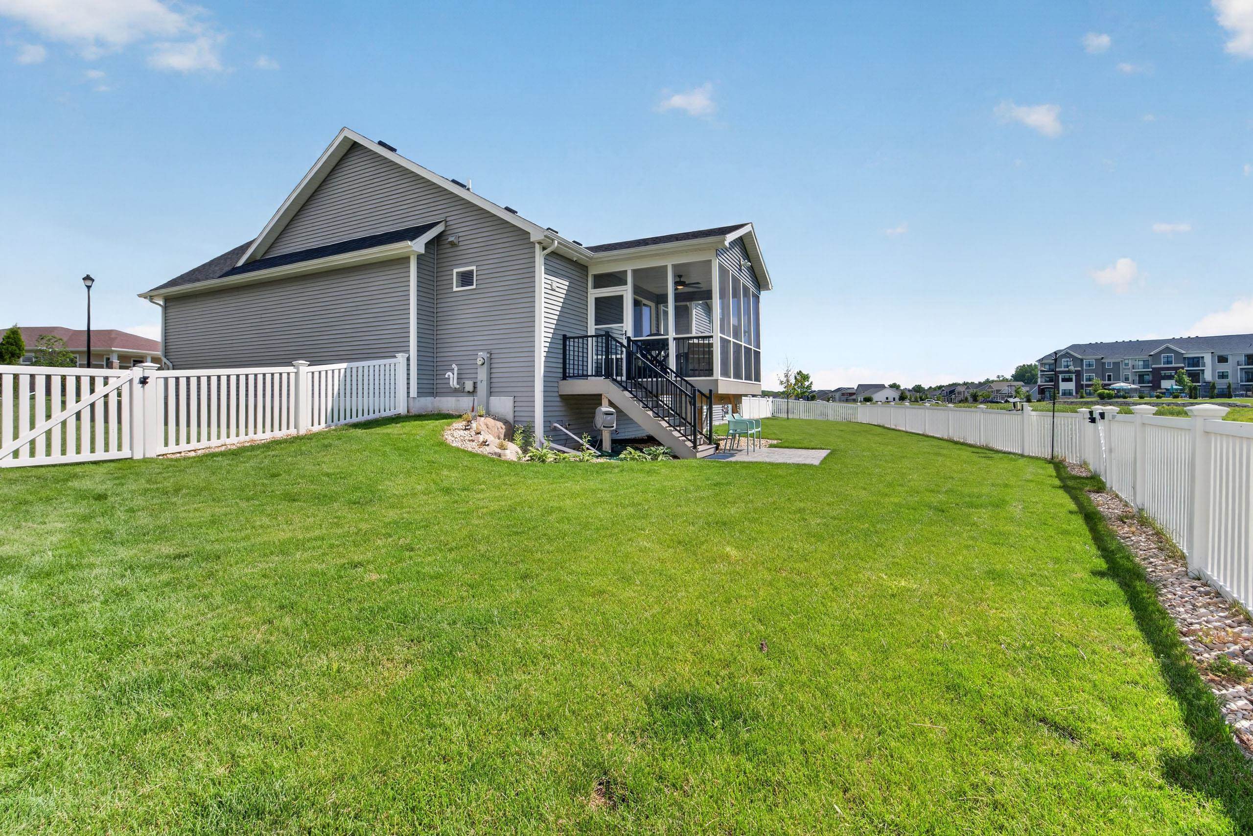 1132 Oak Knoll Road