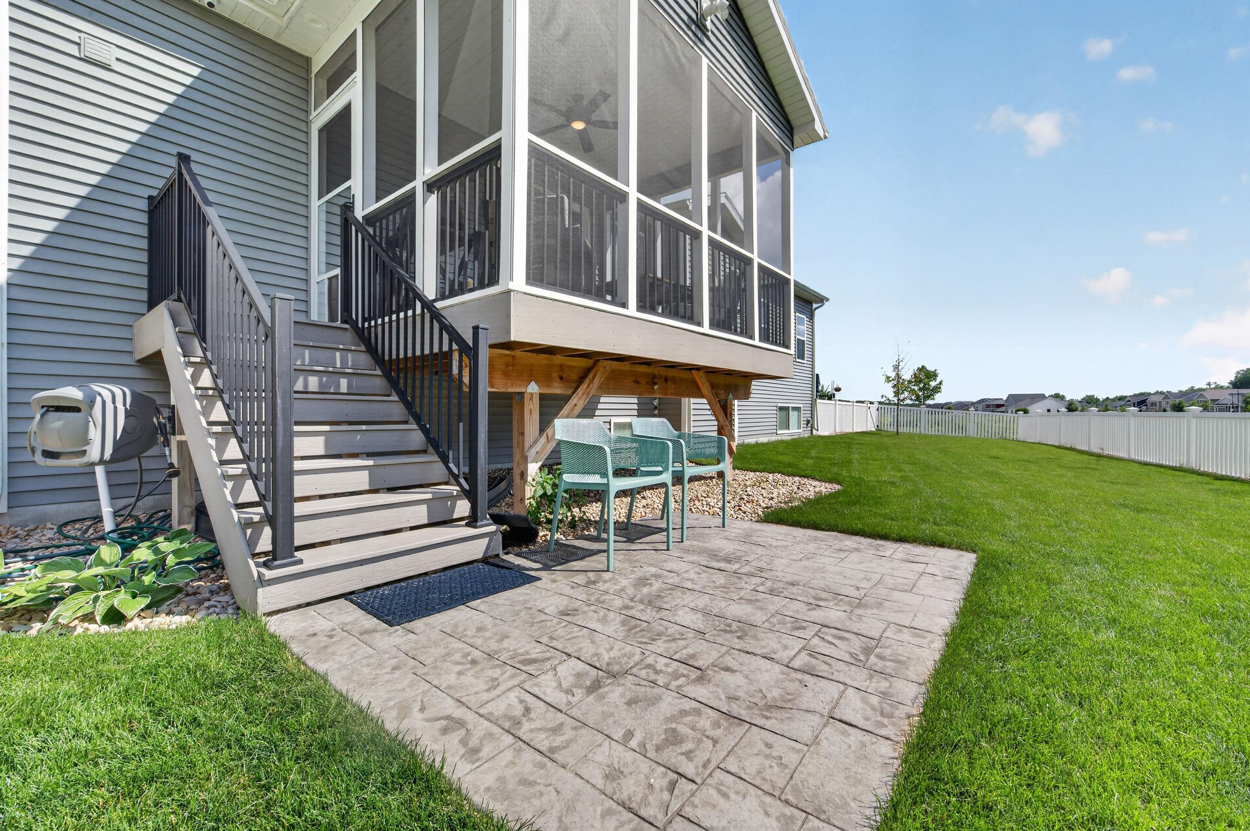 1132 Oak Knoll Road