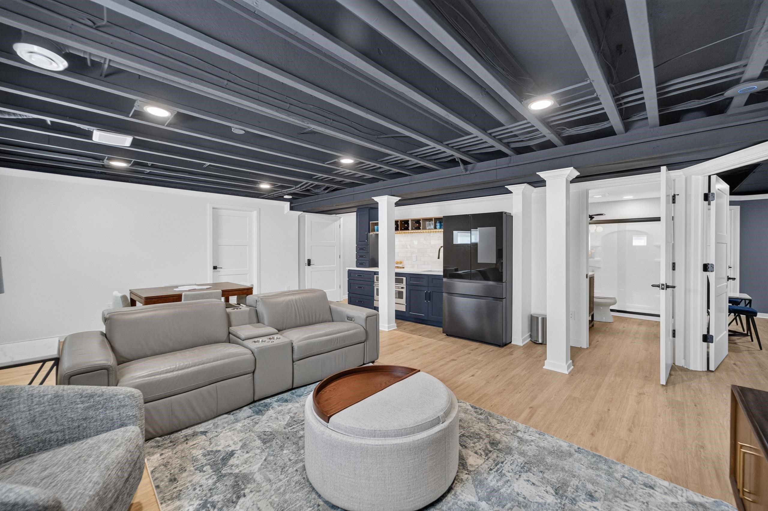 1132 Oak Knoll Road