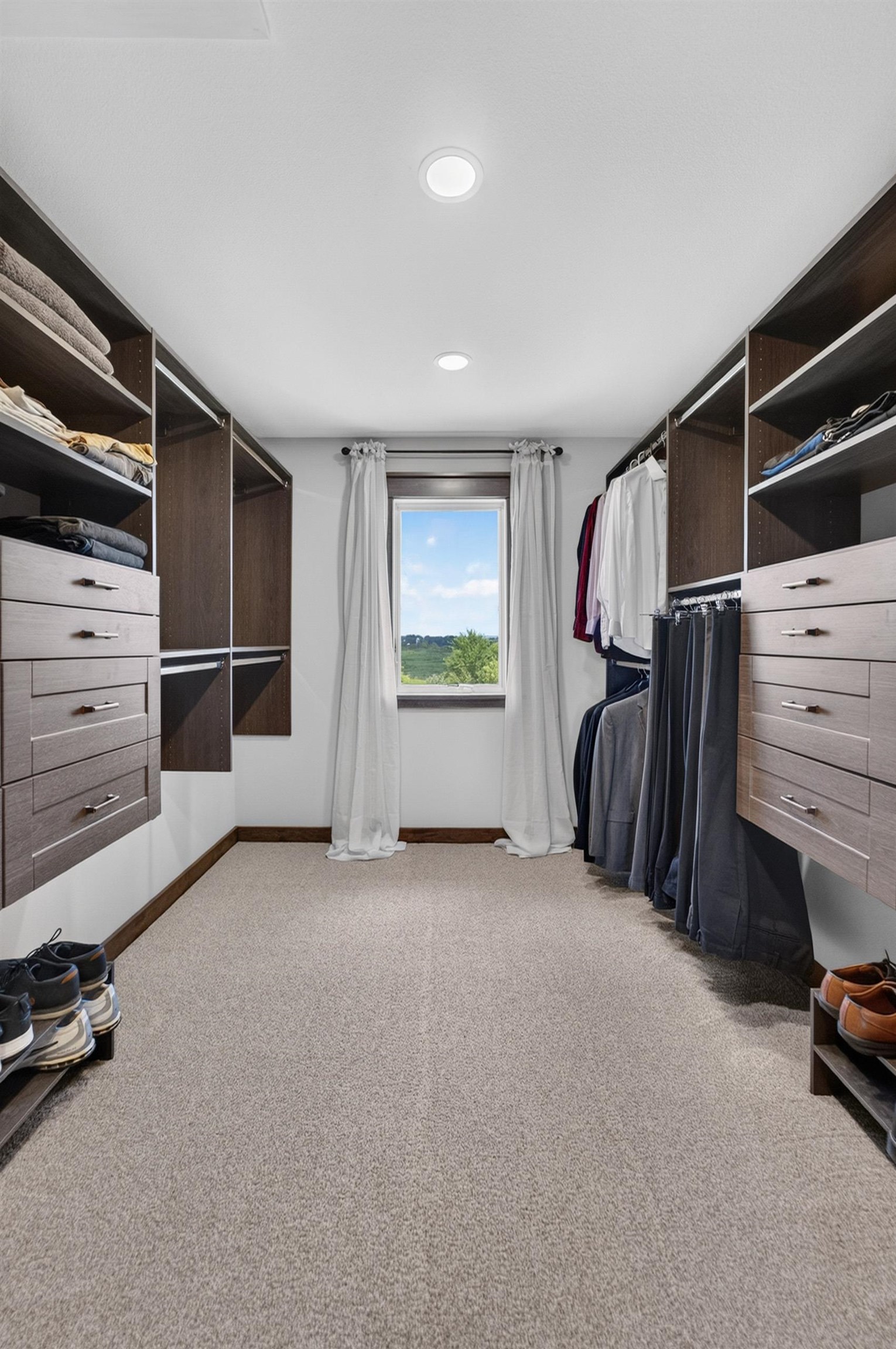 7876 Dragonfly Court