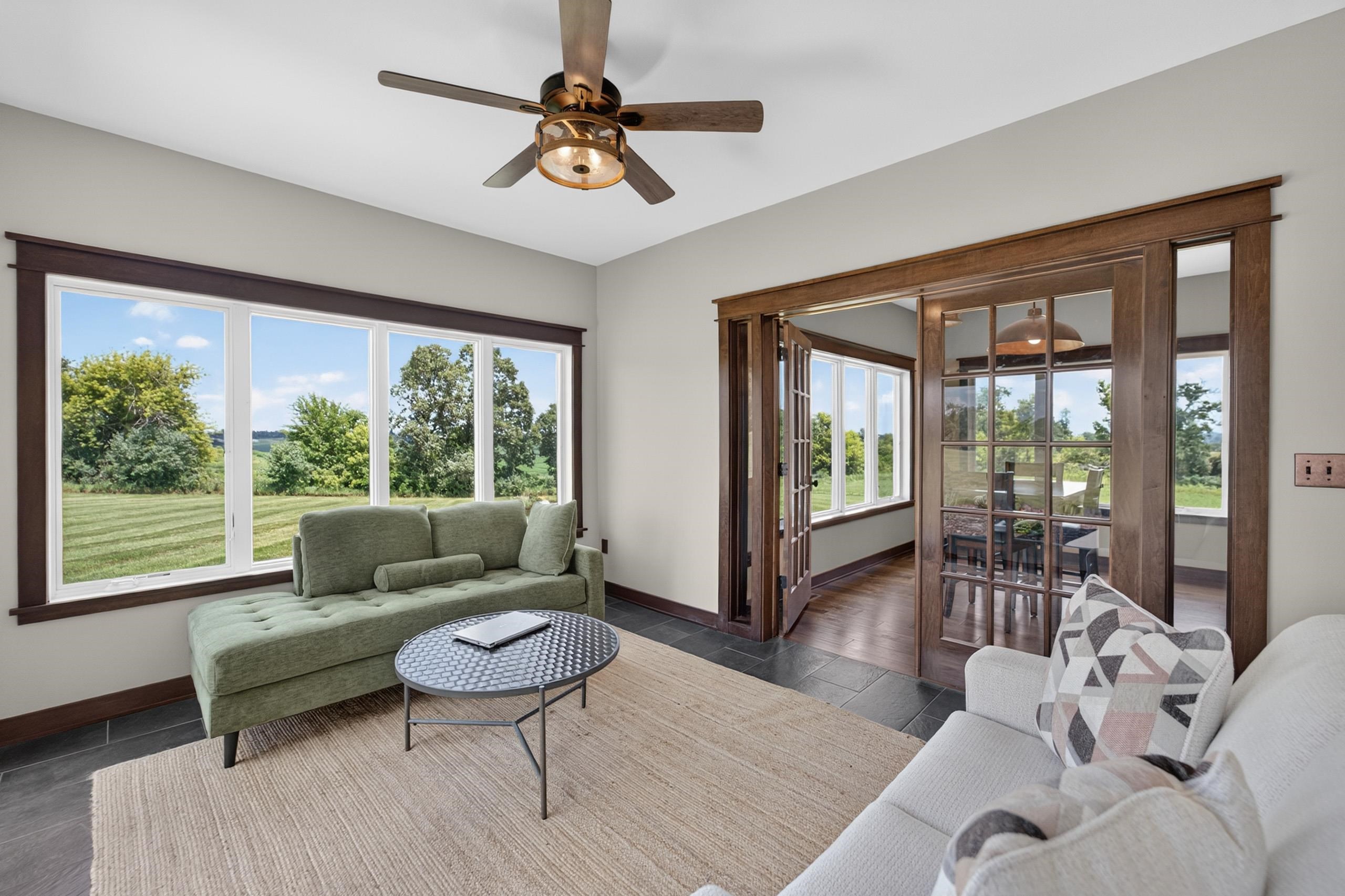 7876 Dragonfly Court