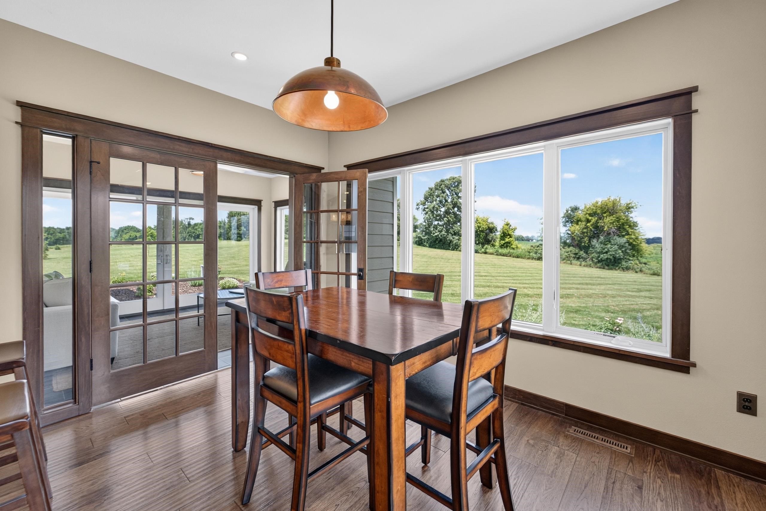7876 Dragonfly Court