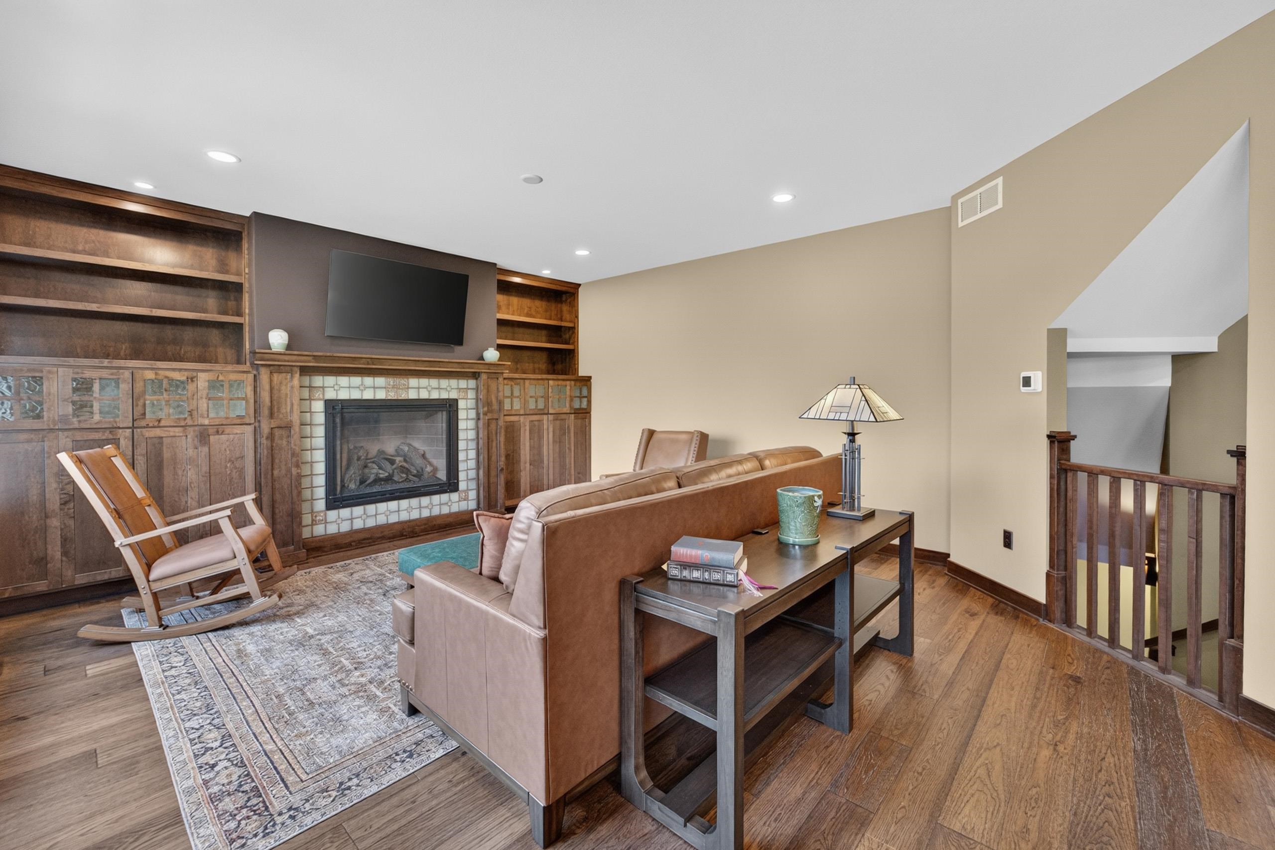 7876 Dragonfly Court