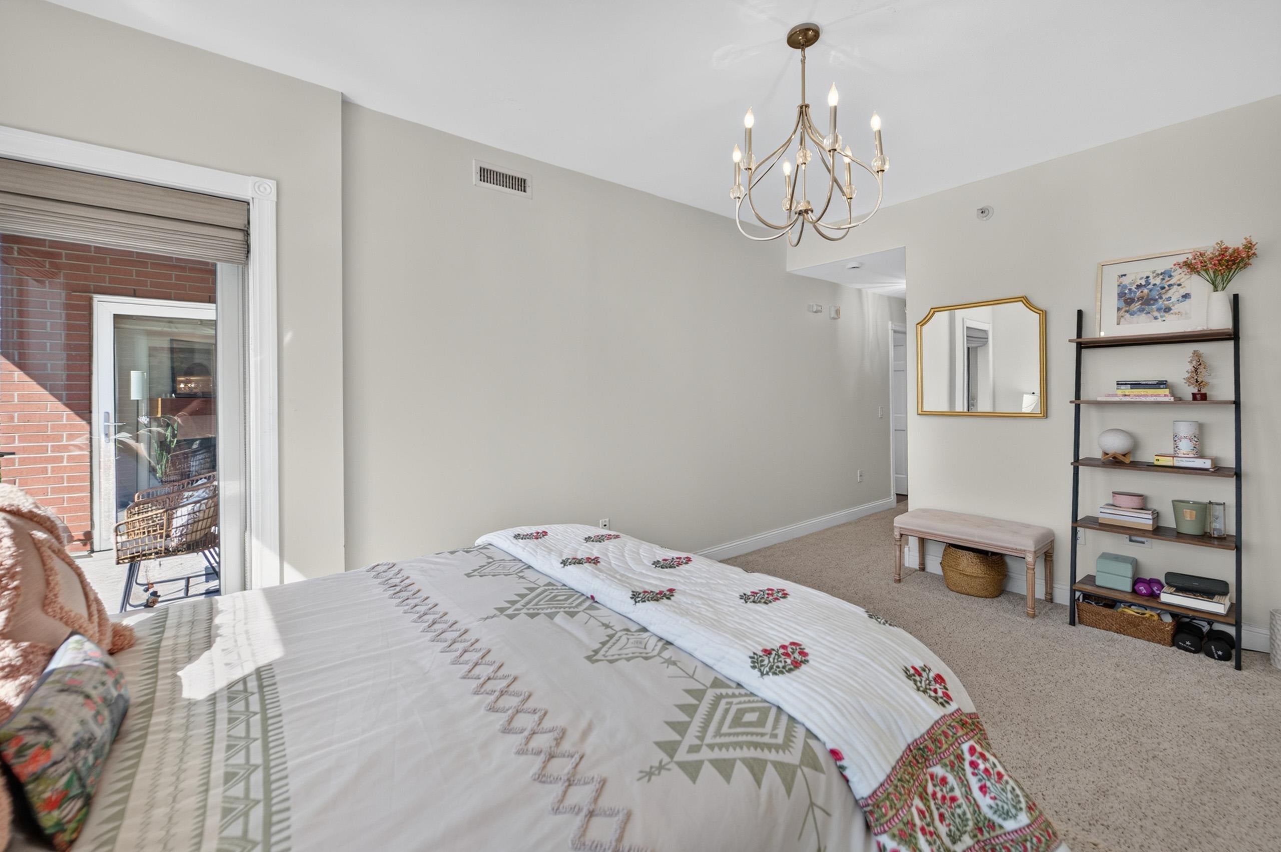 360 W Washington Avenue 603