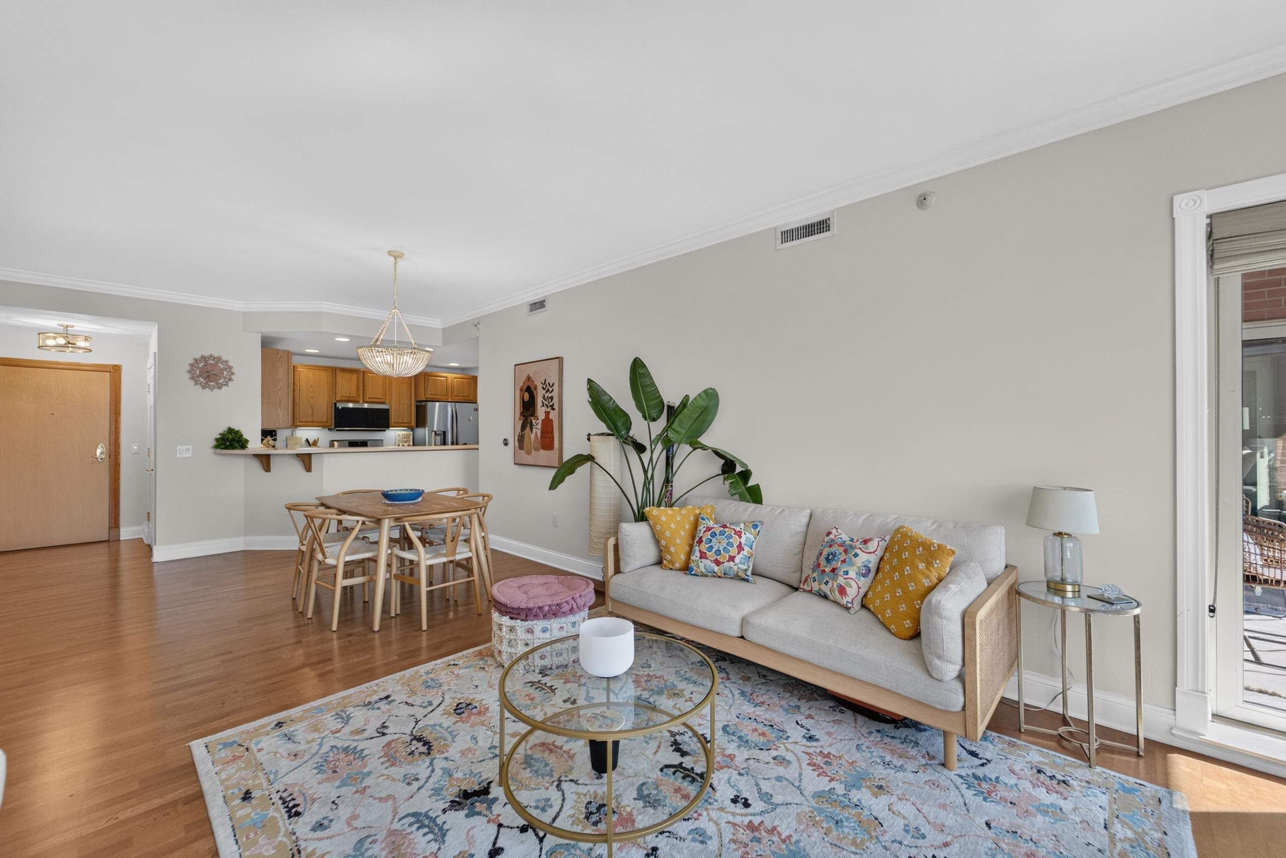 360 W Washington Avenue 603