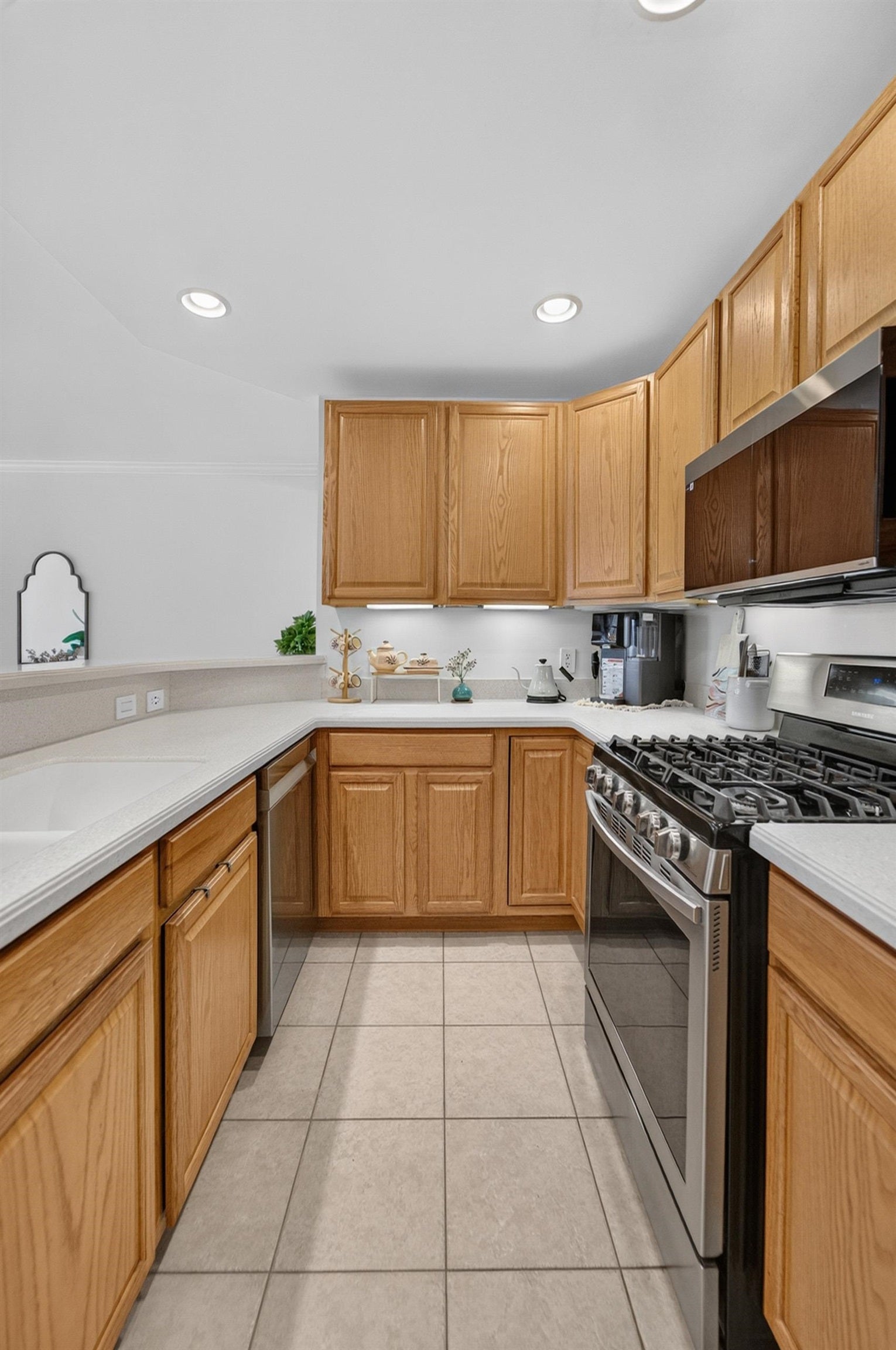 360 W Washington Avenue 603