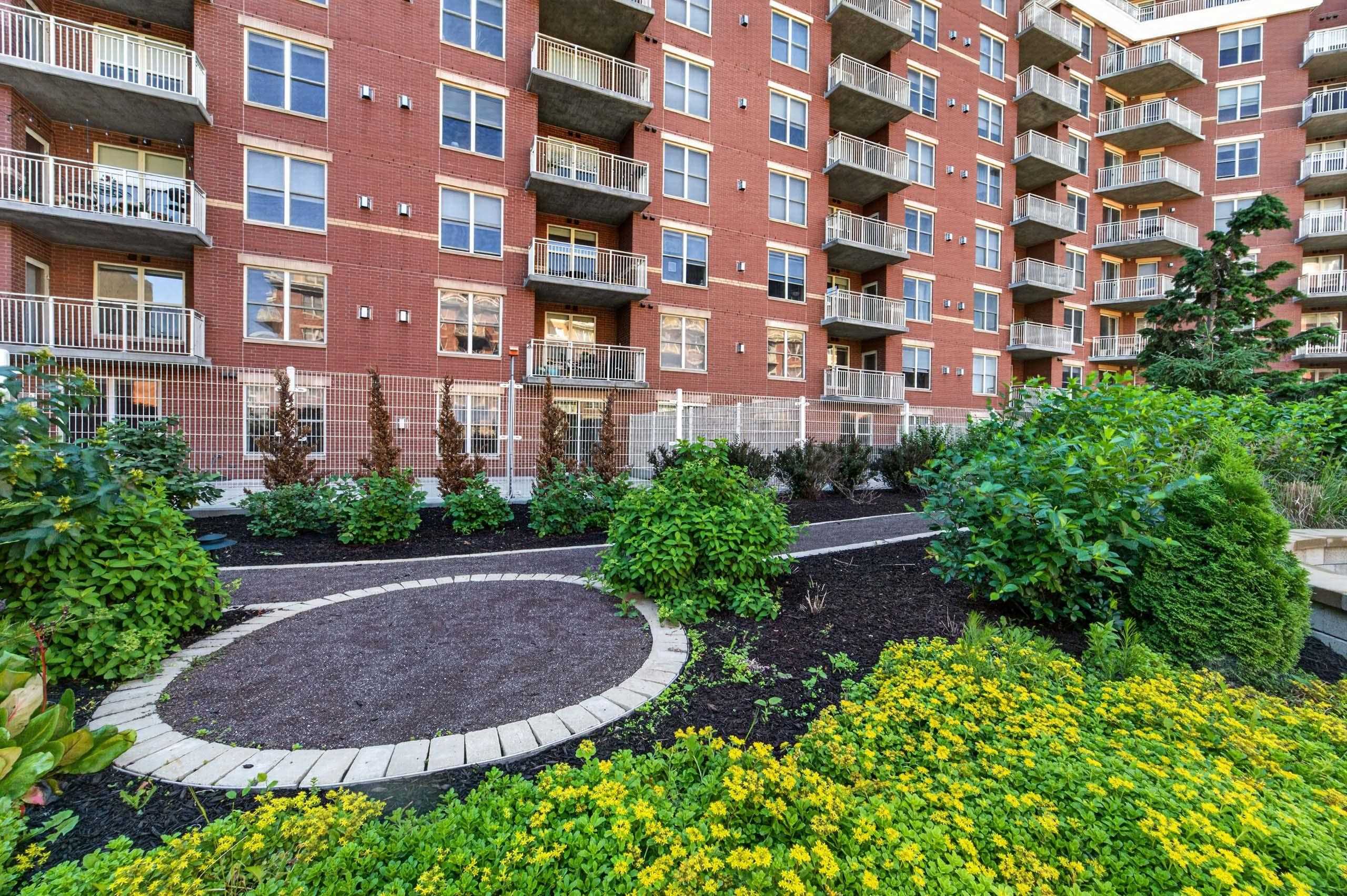 360 W Washington Avenue 603
