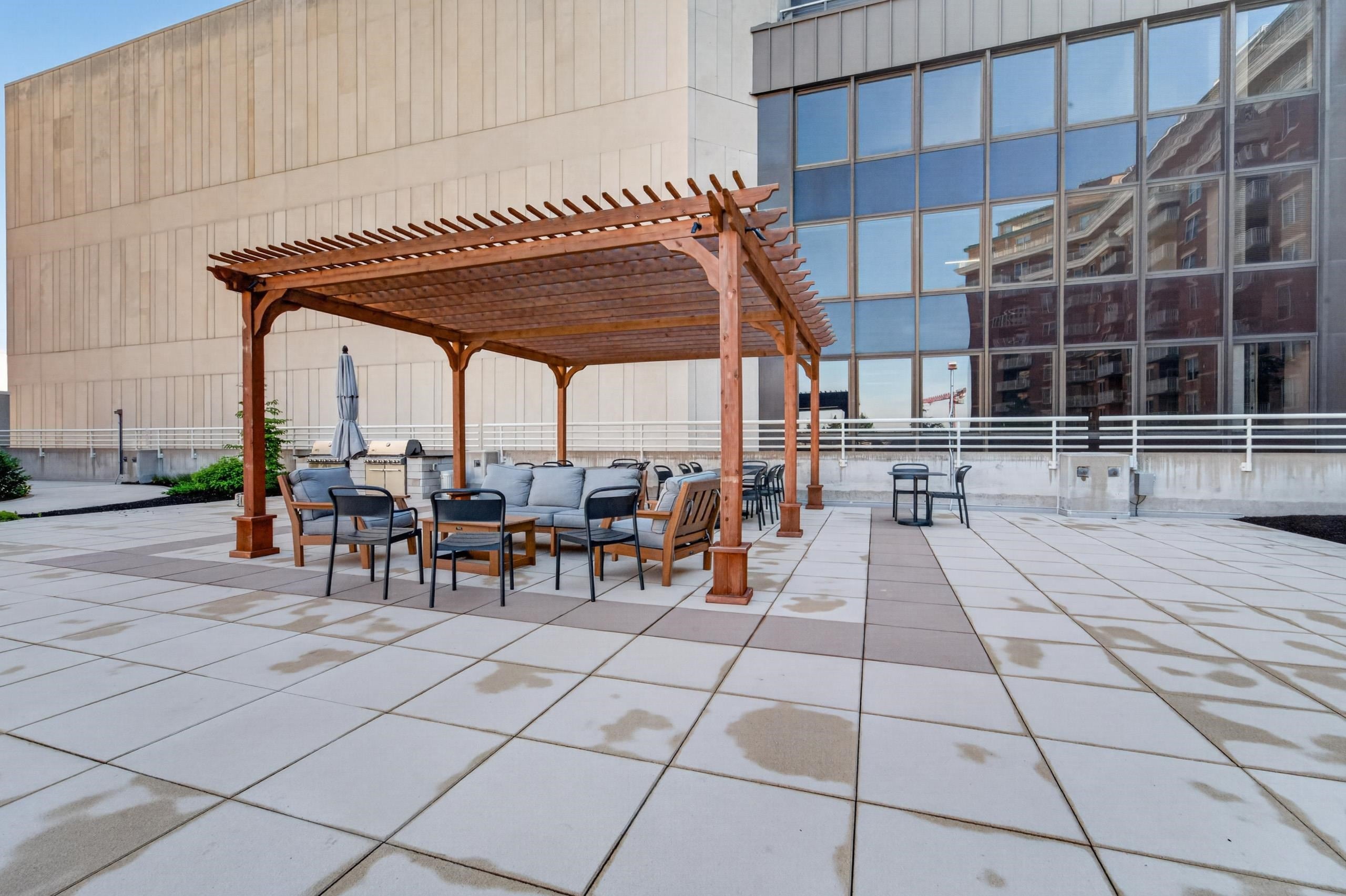 360 W Washington Avenue 603