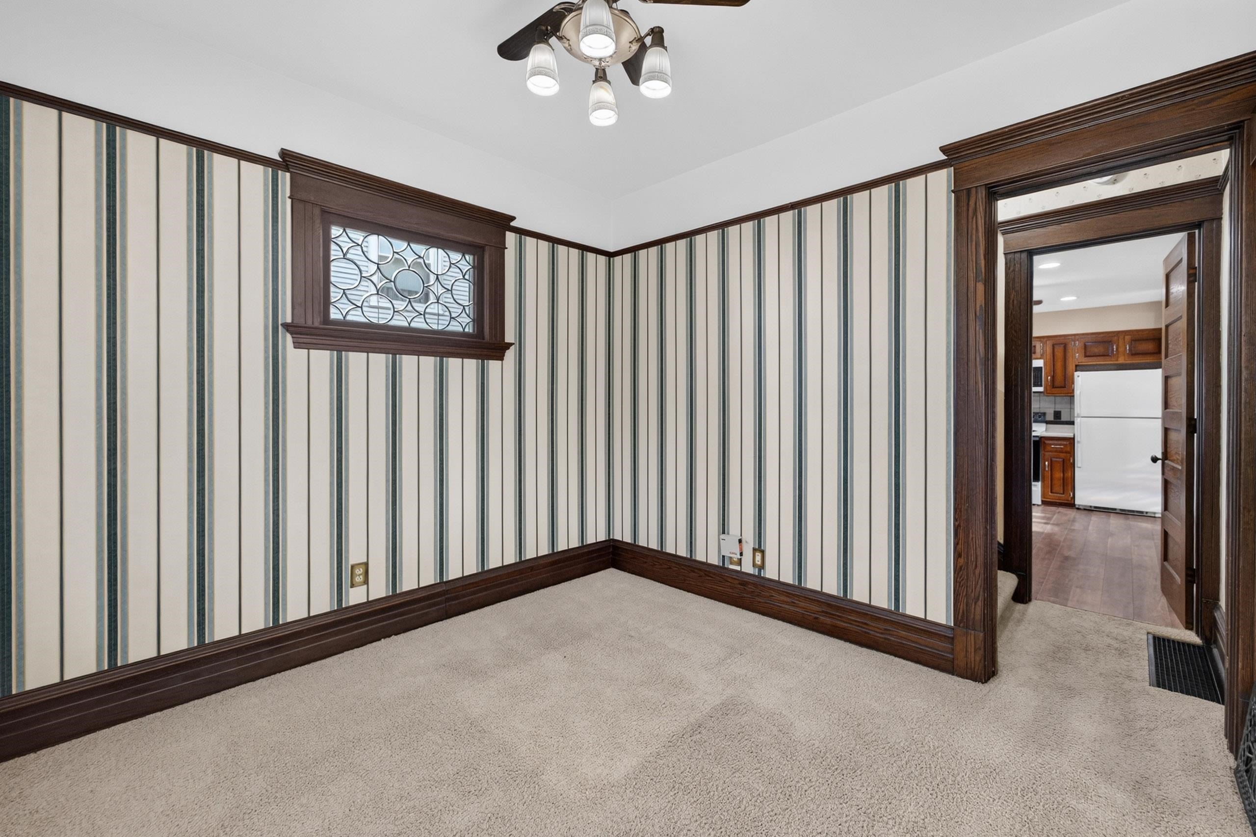 501 W Rollin Street