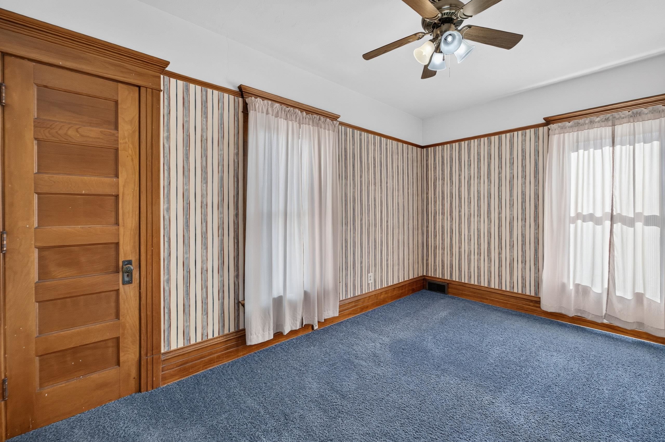 501 W Rollin Street