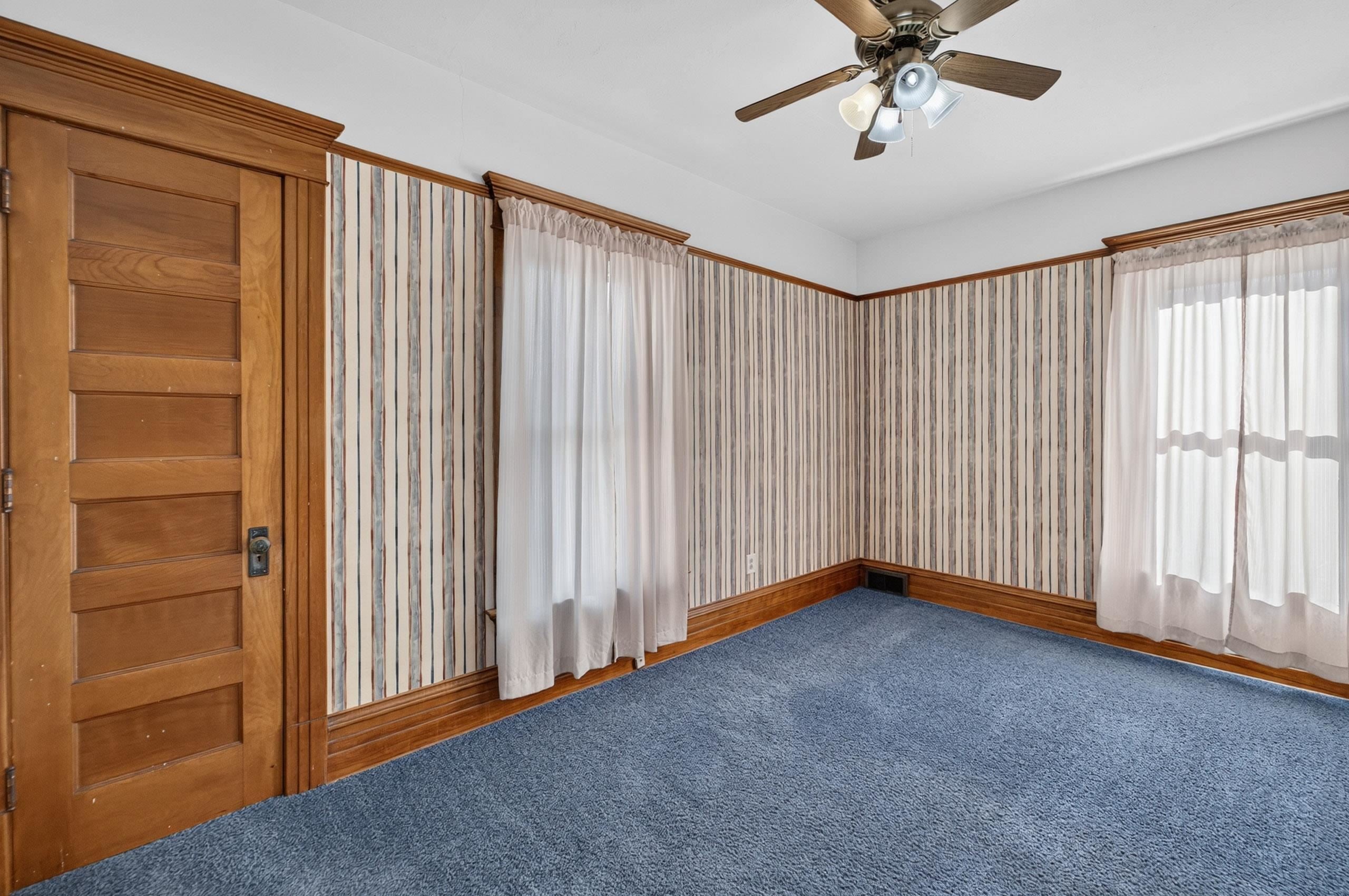 501 W Rollin Street