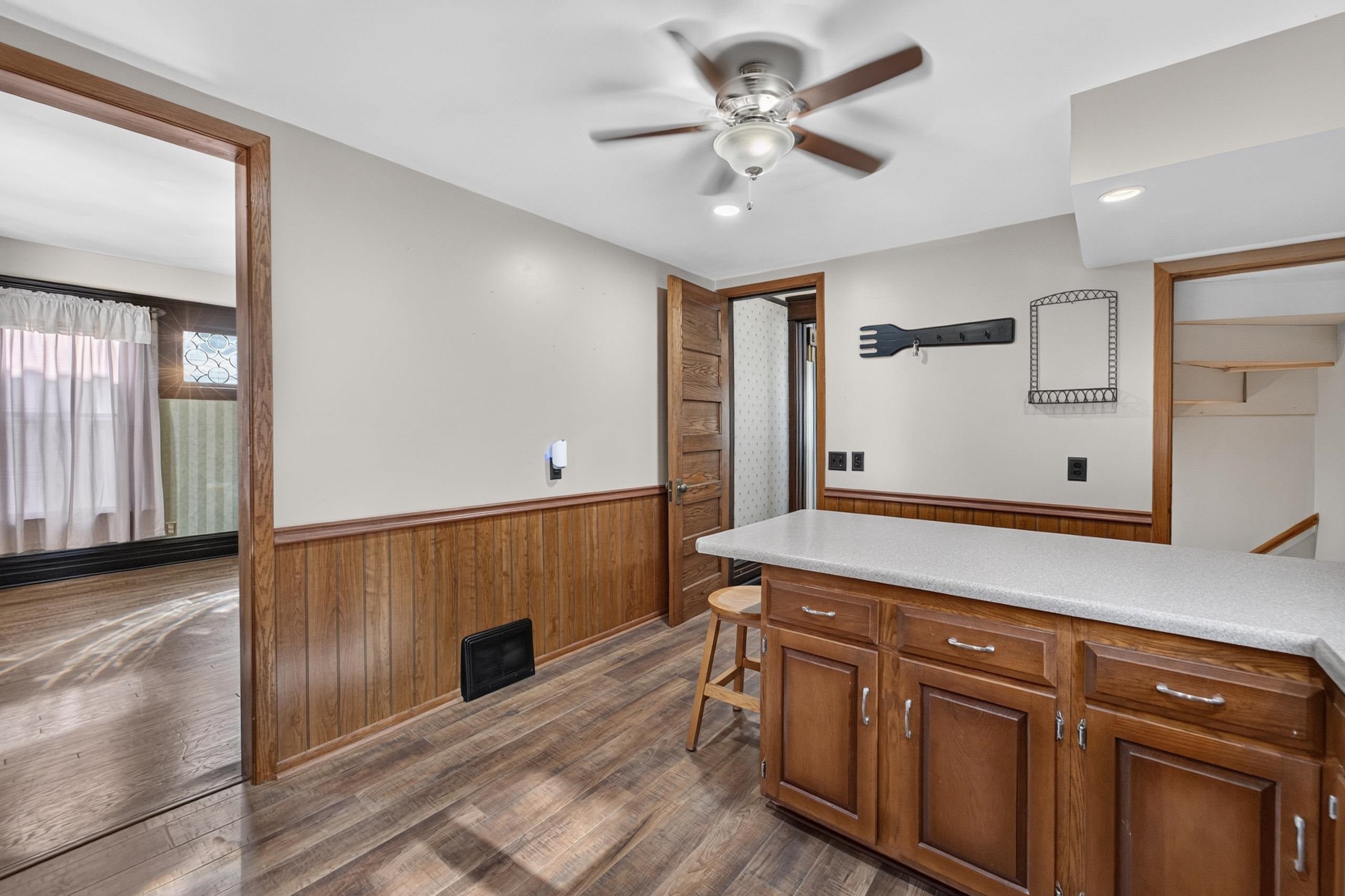501 W Rollin Street
