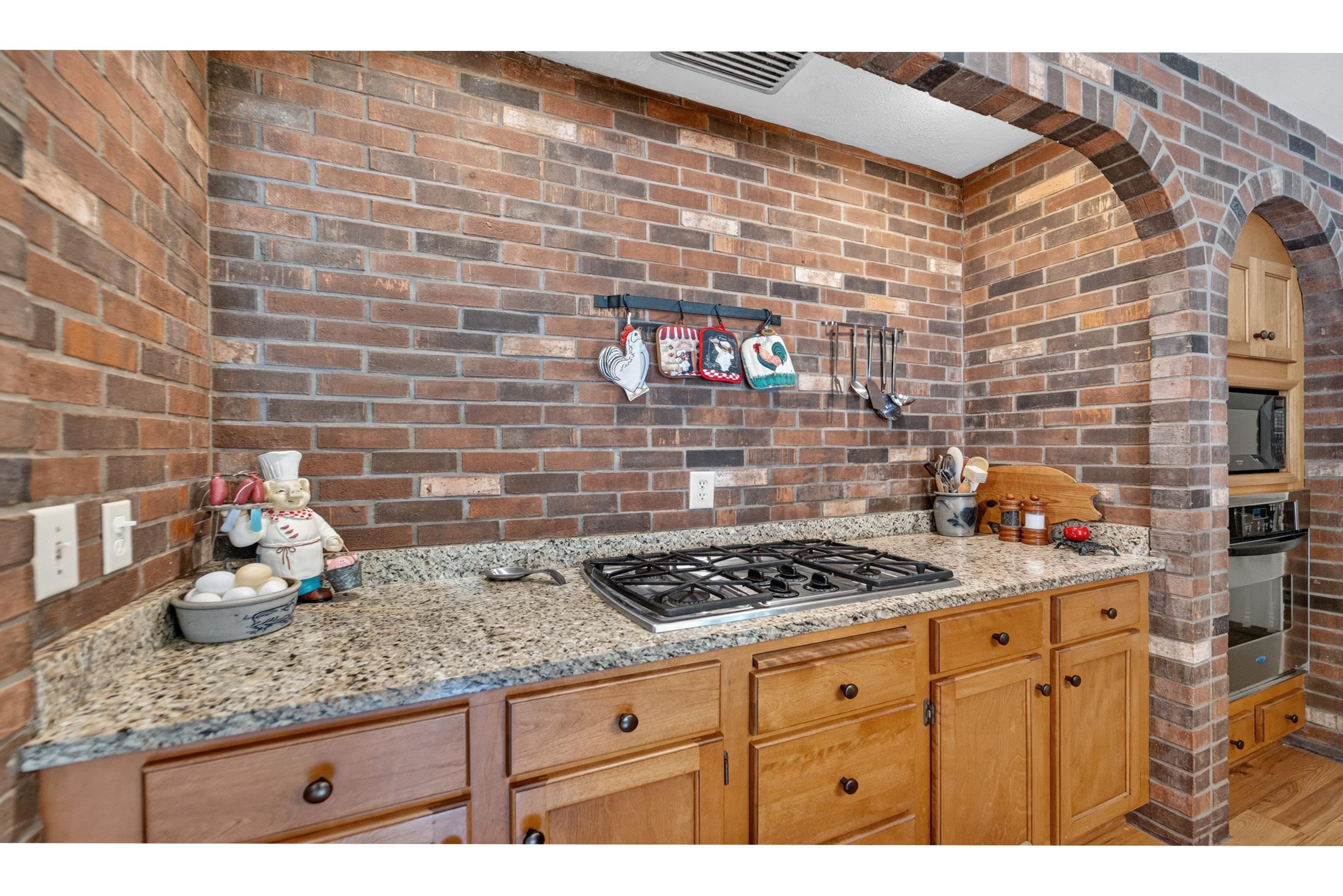 50 Oak Creek Trail