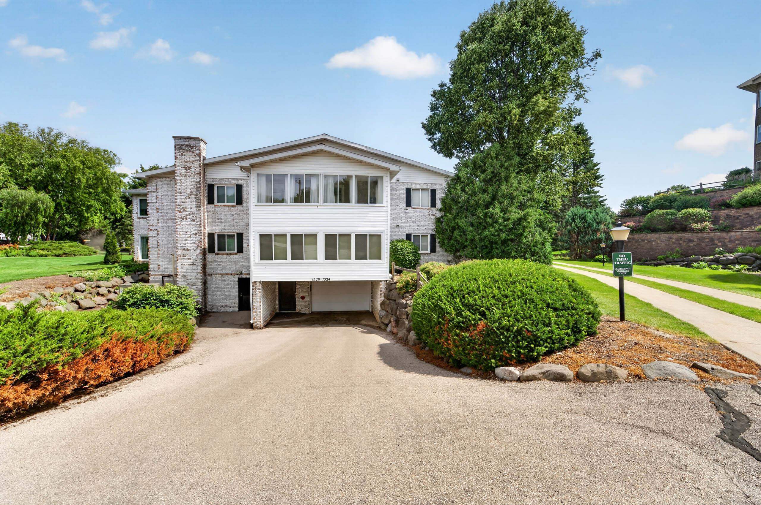 1520 Wheeler Road E