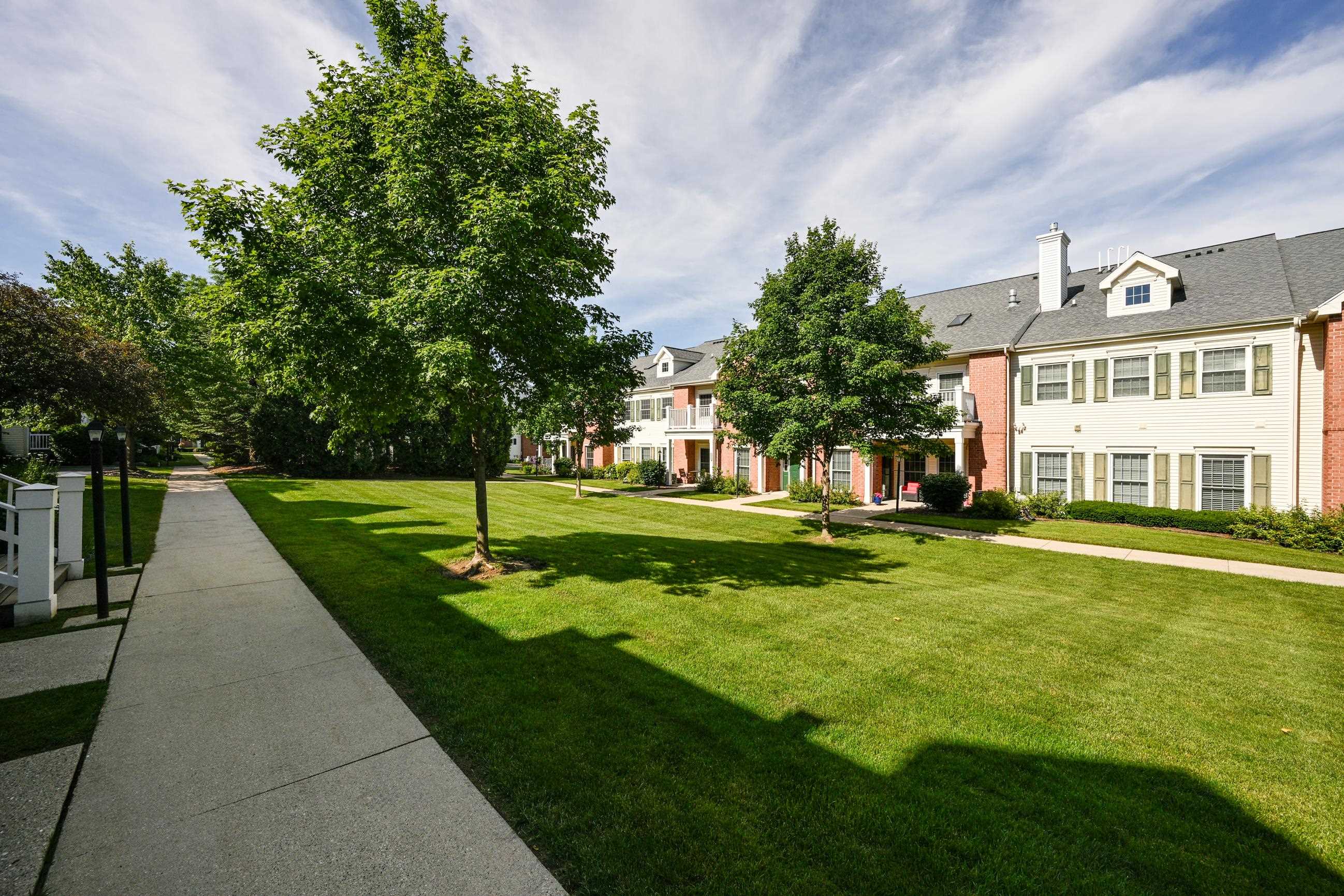 1530 Langley Lane