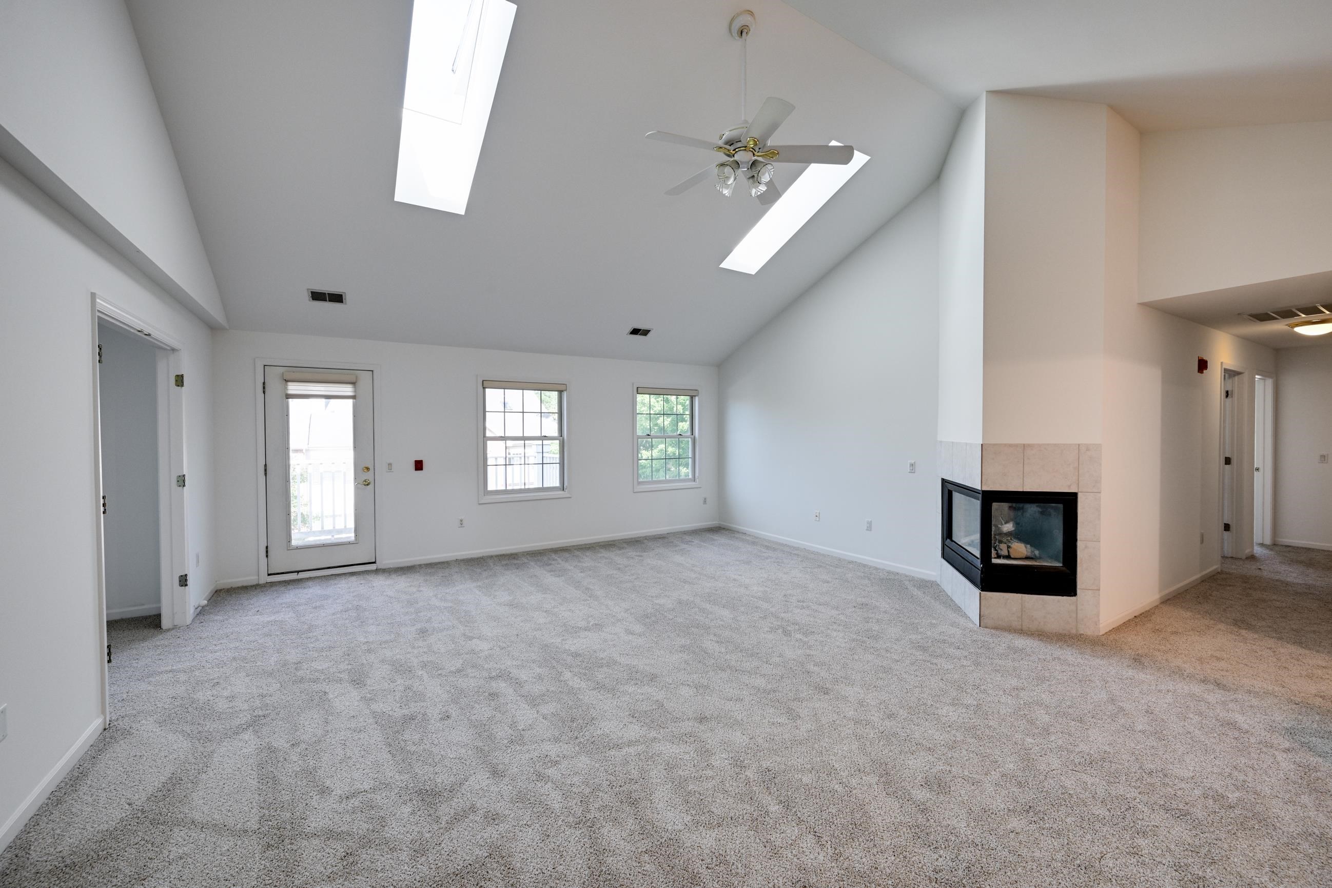 1530 Langley Lane