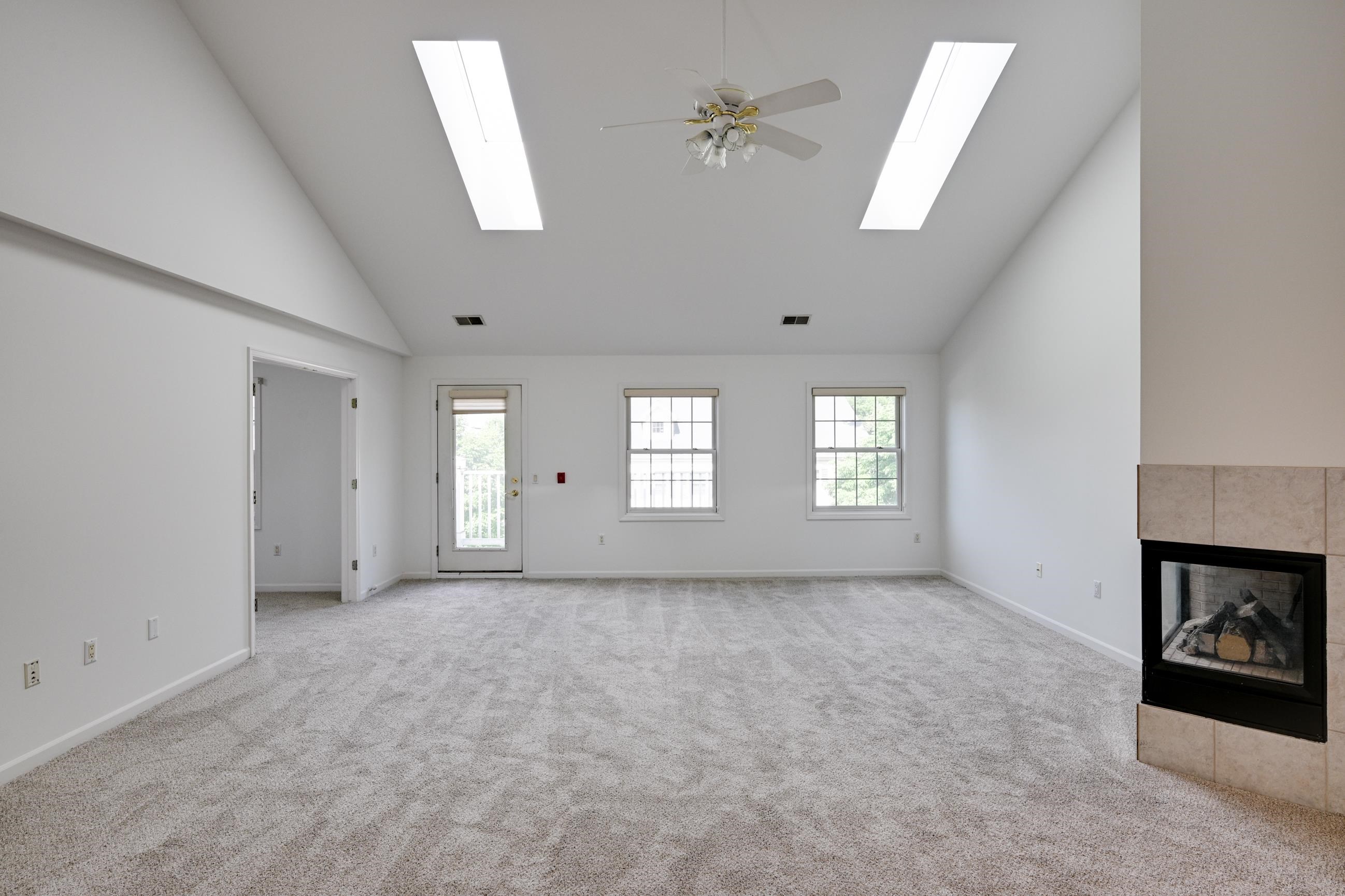 1530 Langley Lane