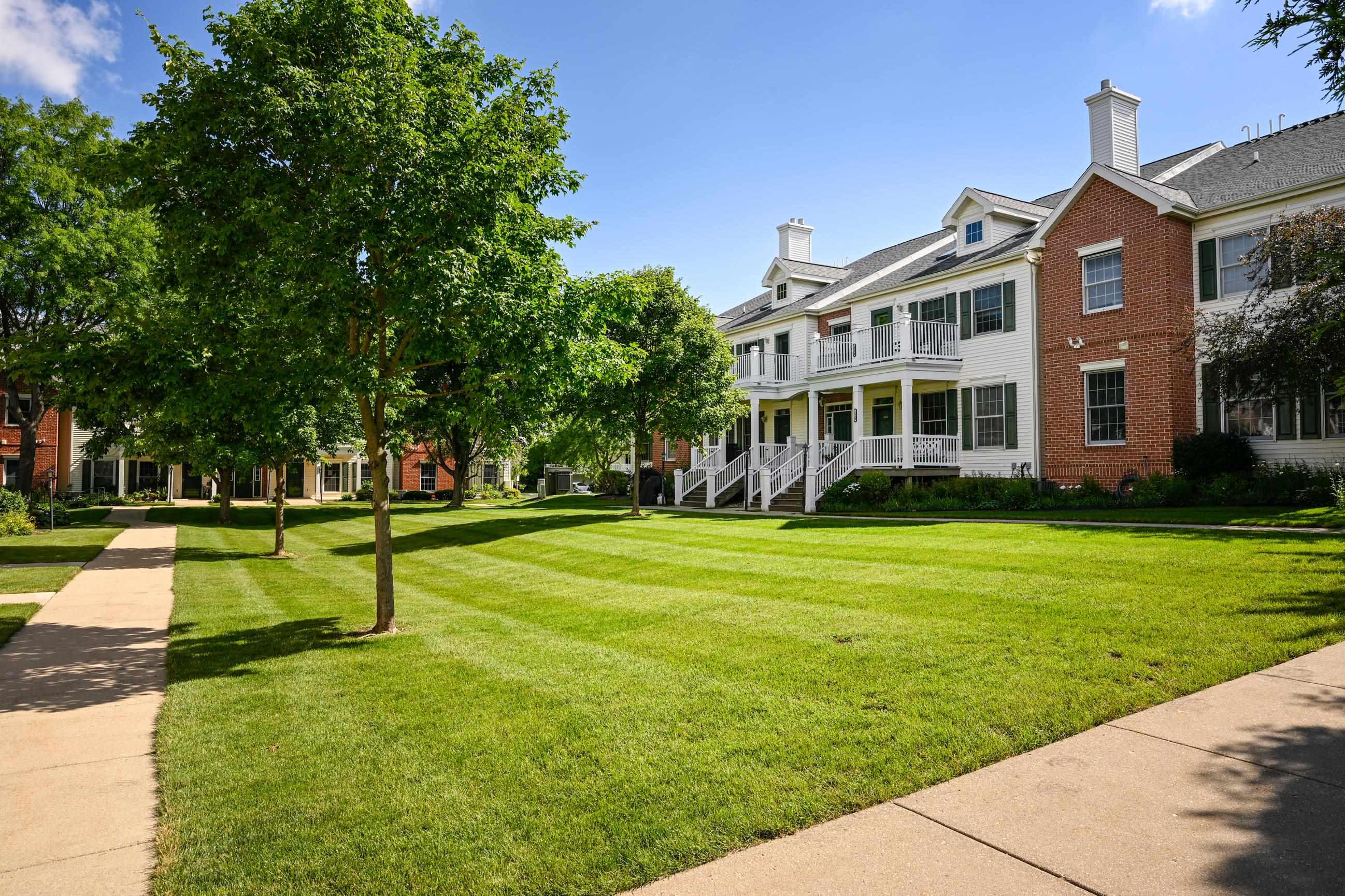1530 Langley Lane