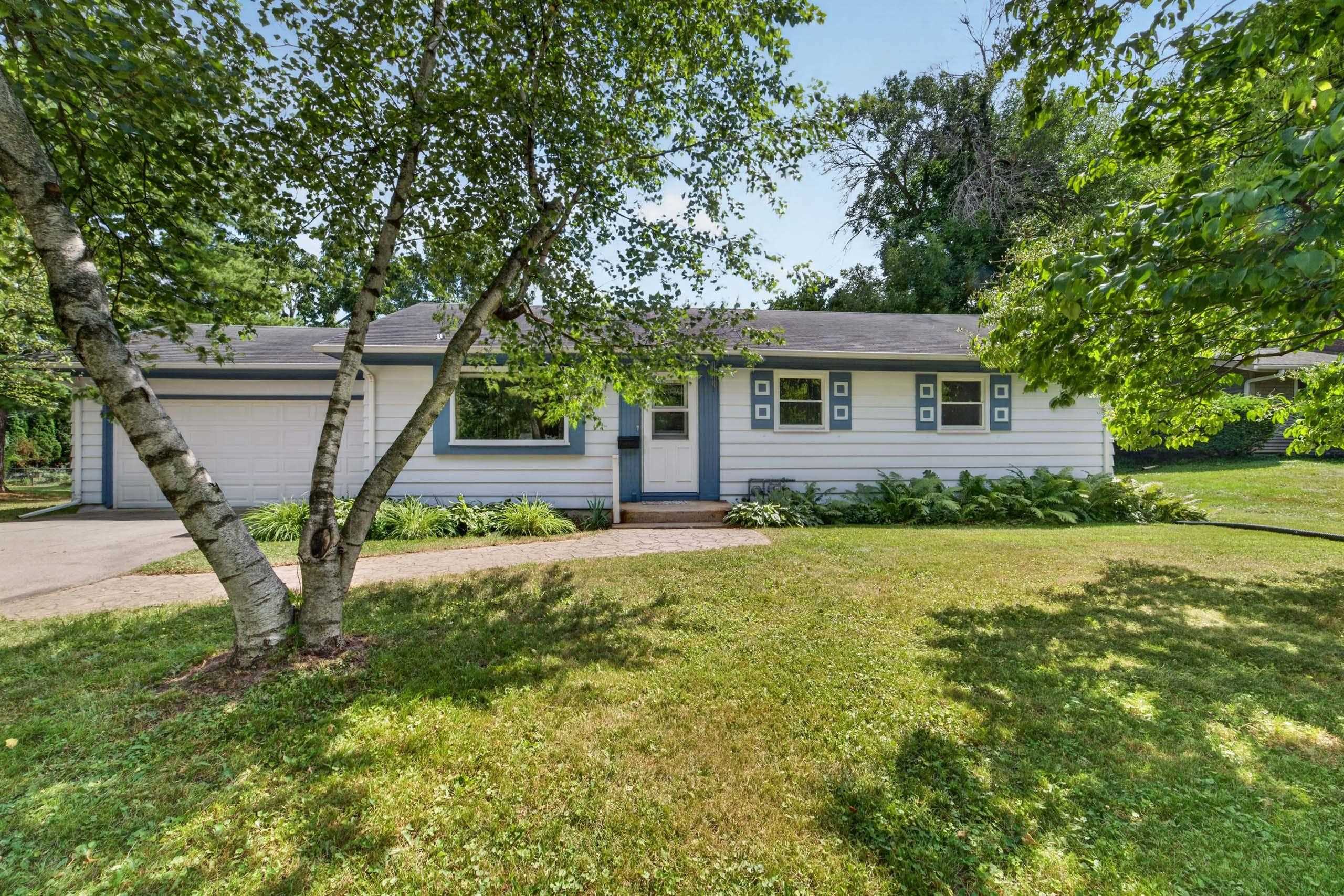 5509 Raymond Road
