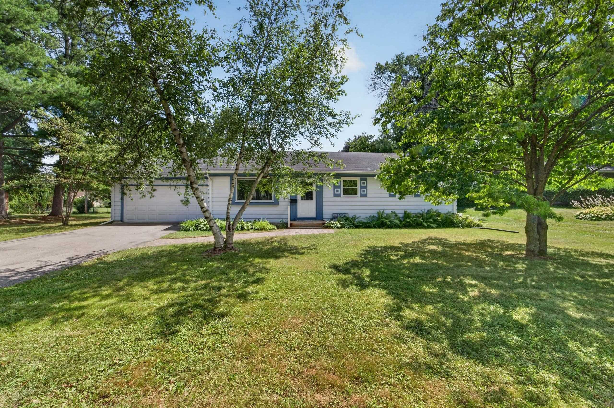 5509 Raymond Road