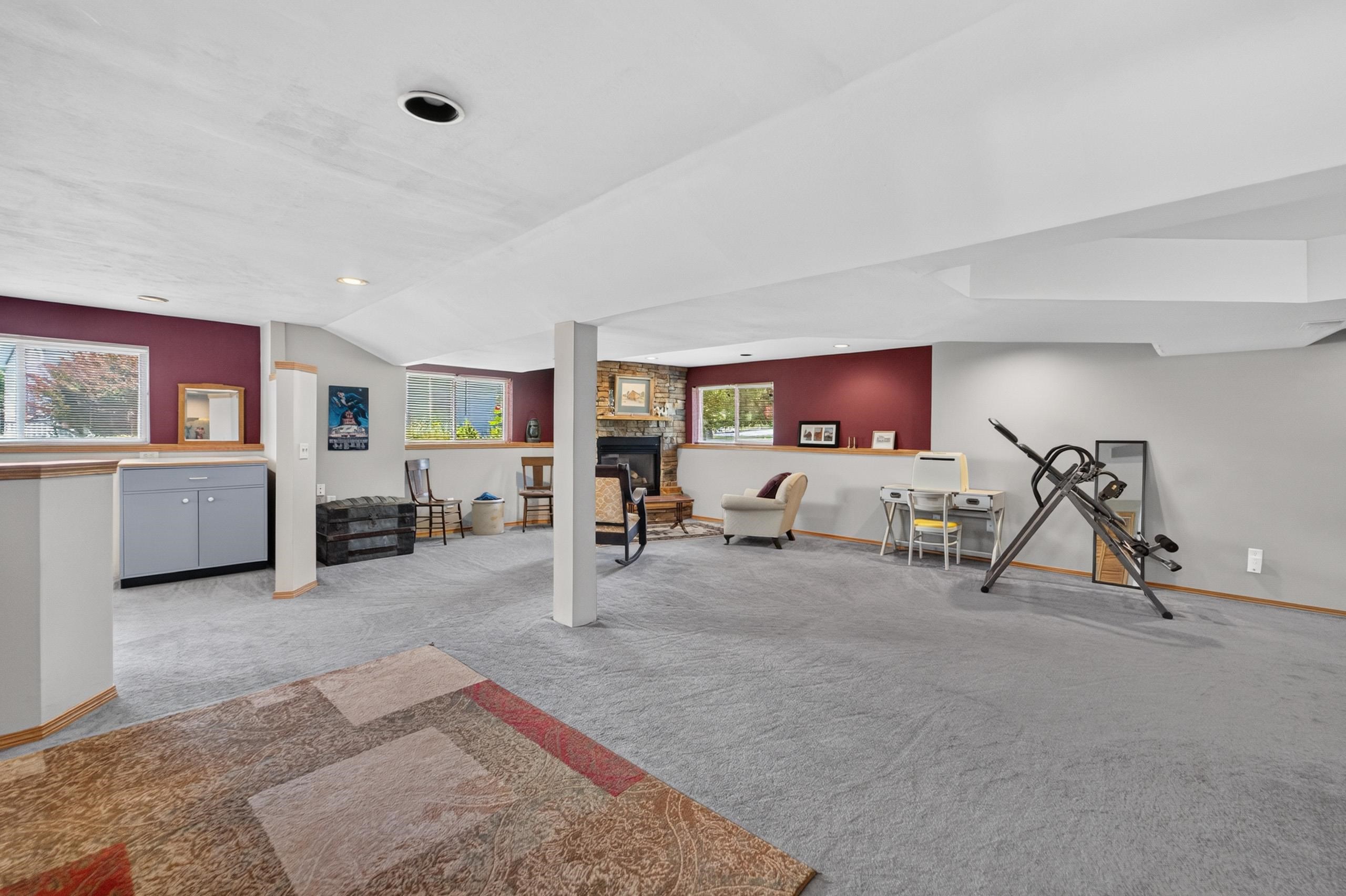 837 Vista Ridge Drive