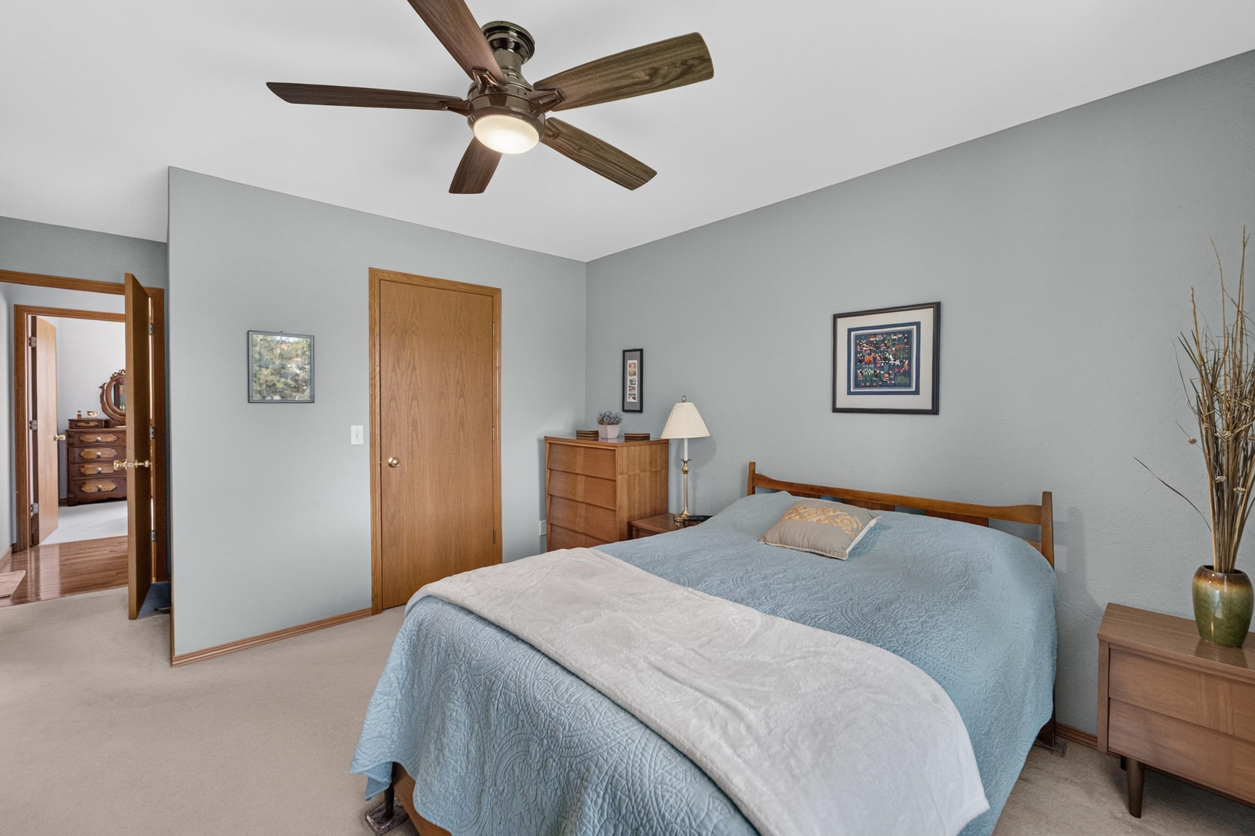 837 Vista Ridge Drive