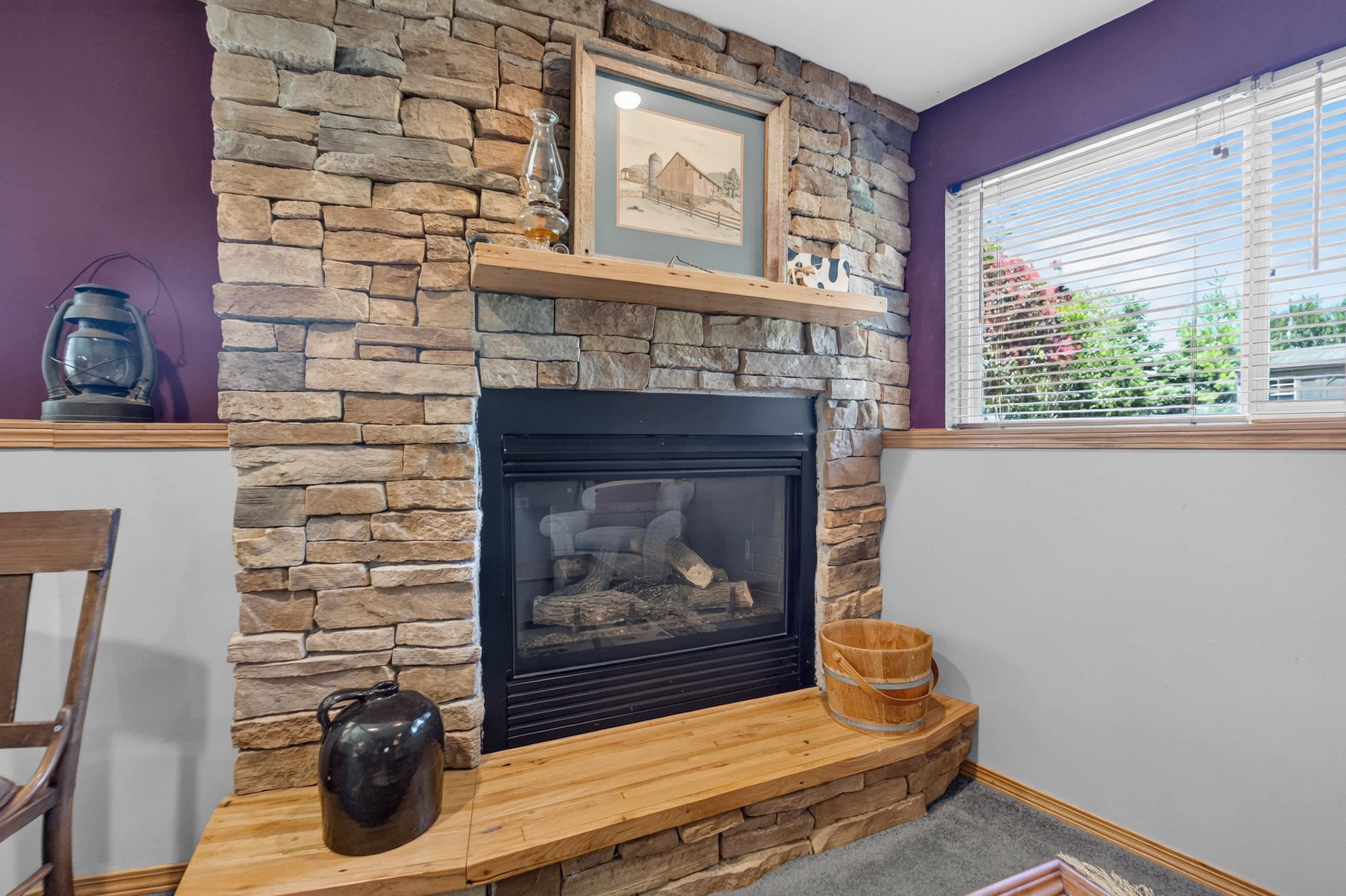 837 Vista Ridge Drive
