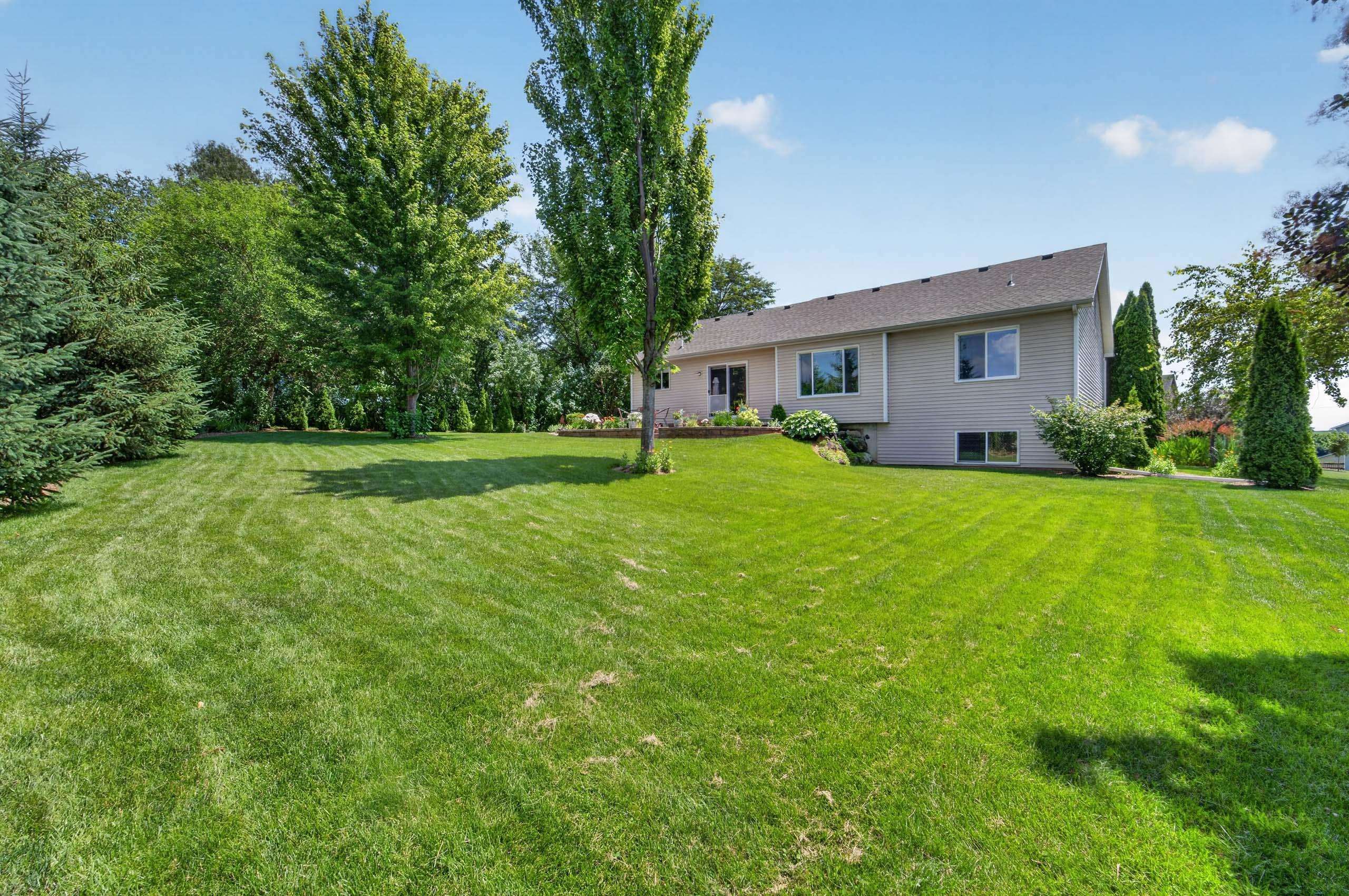 837 Vista Ridge Drive