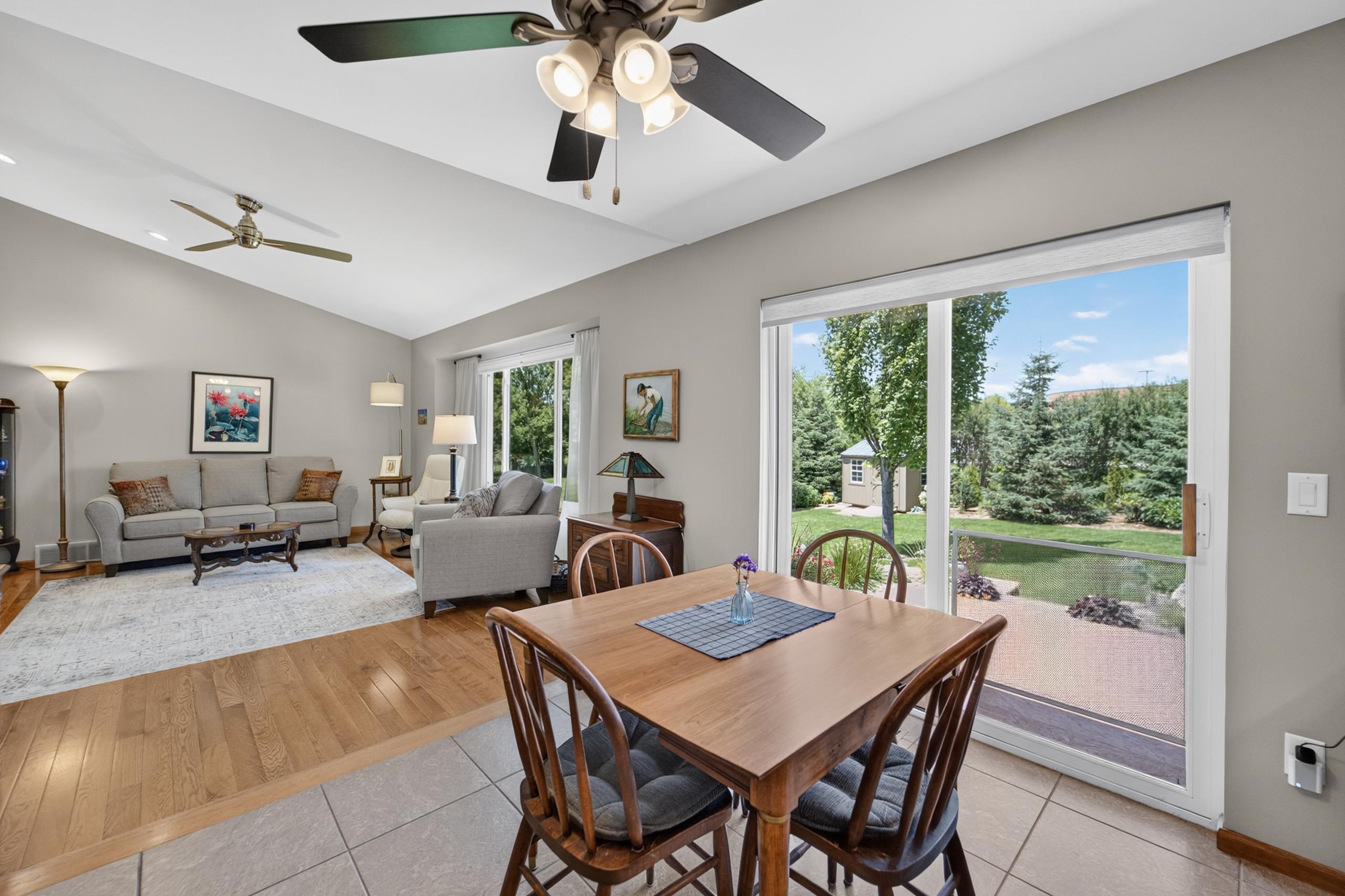 837 Vista Ridge Drive