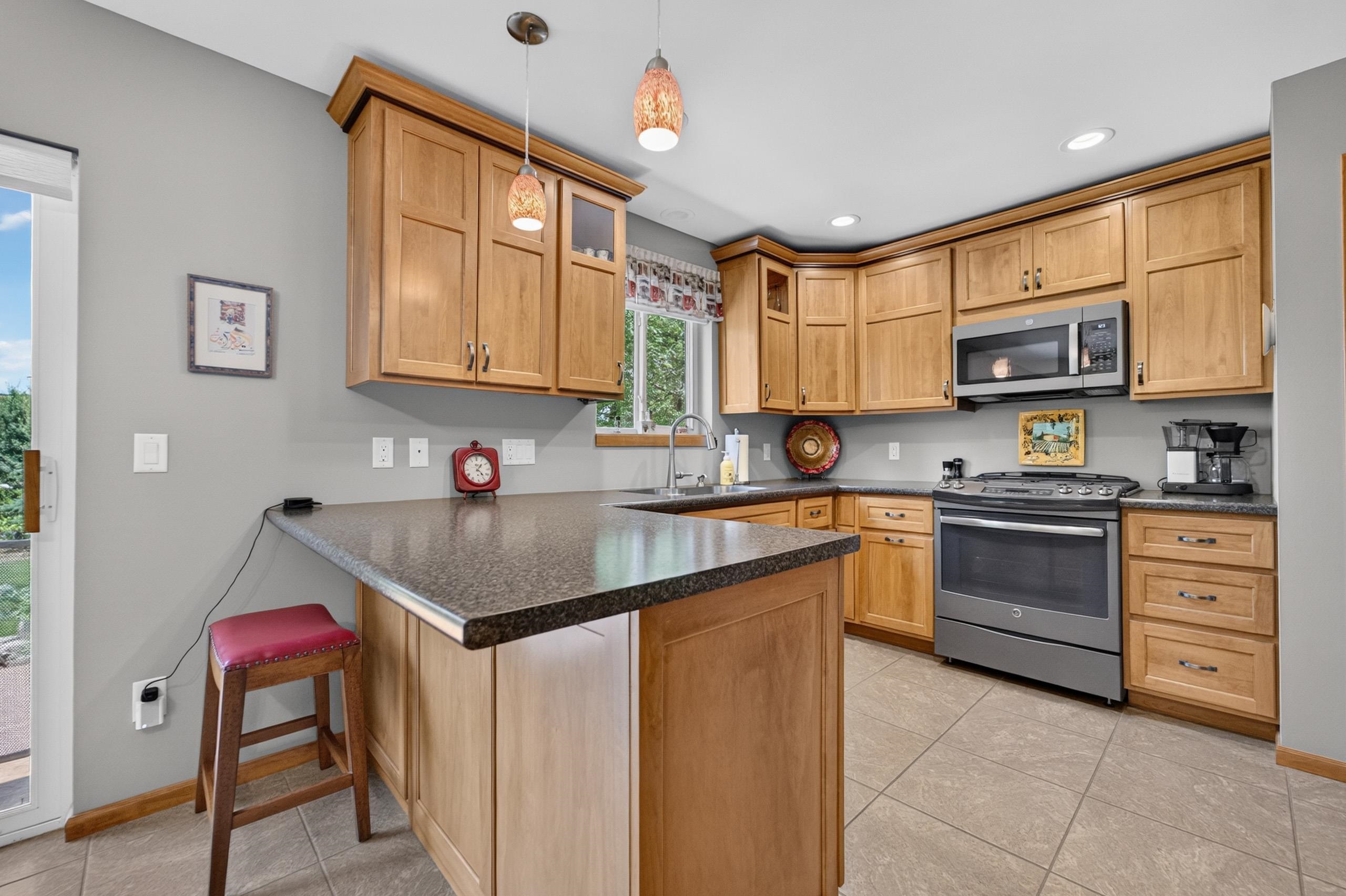 837 Vista Ridge Drive