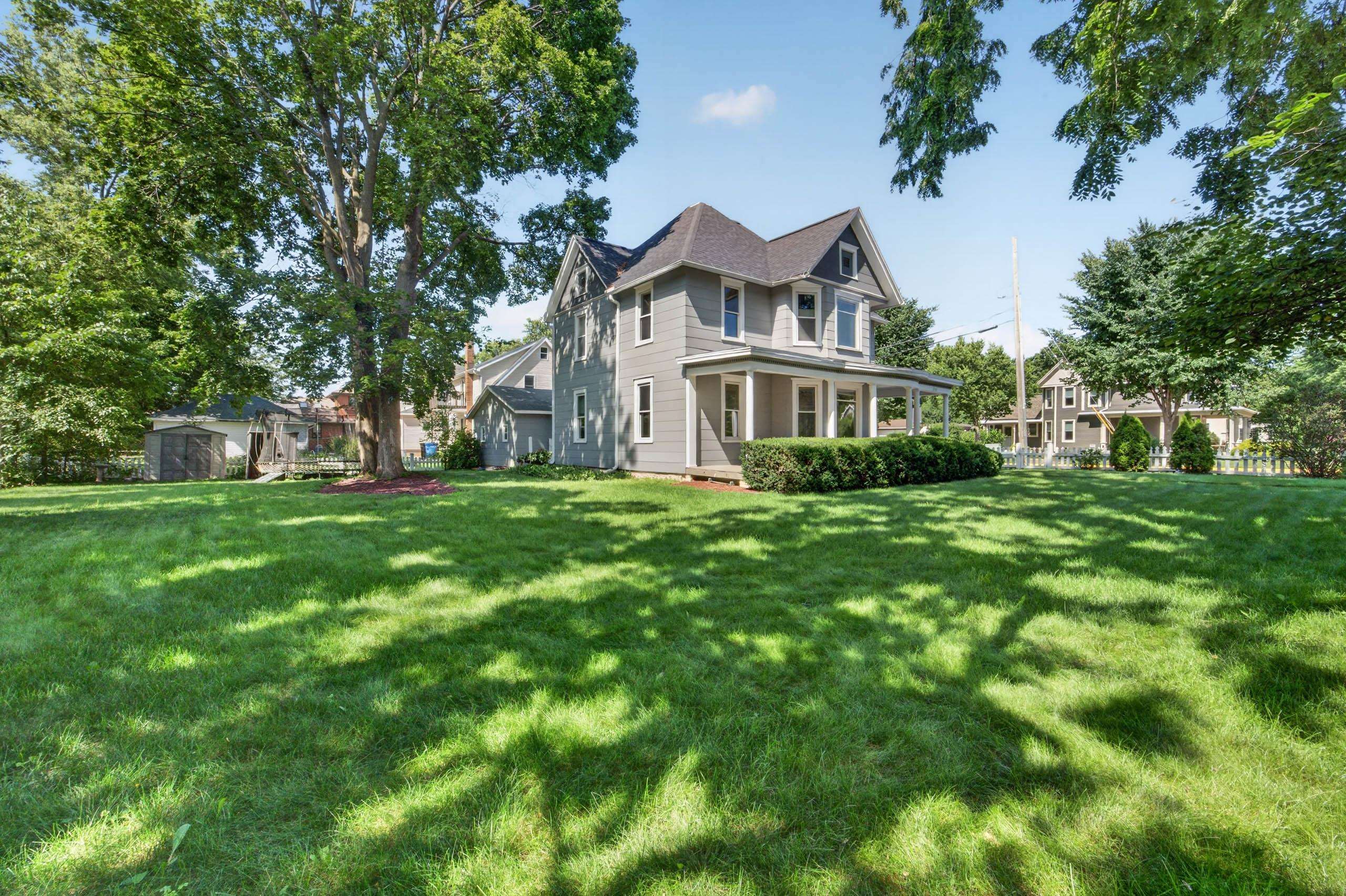 7404 University Avenue