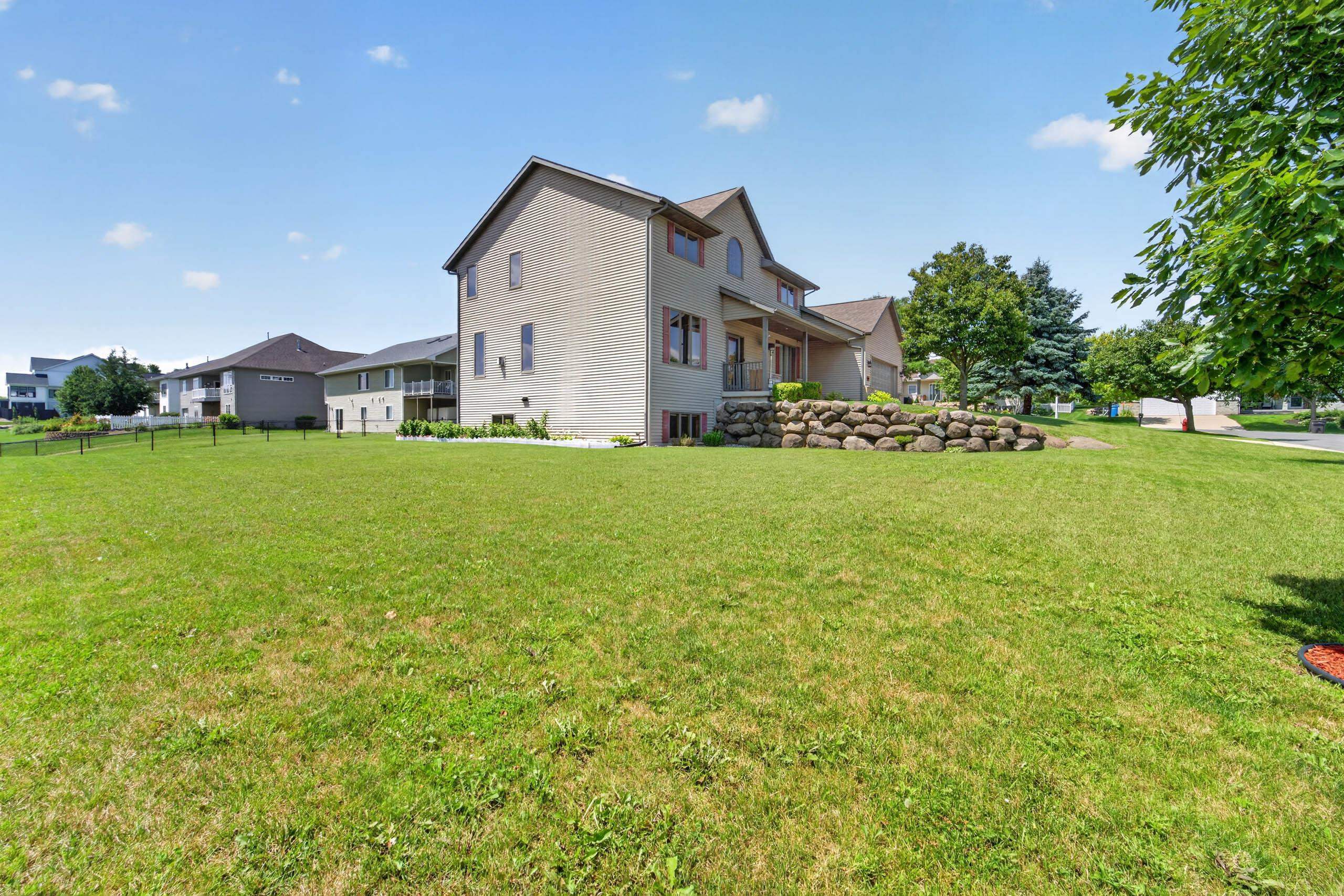 1000 Glen View Court