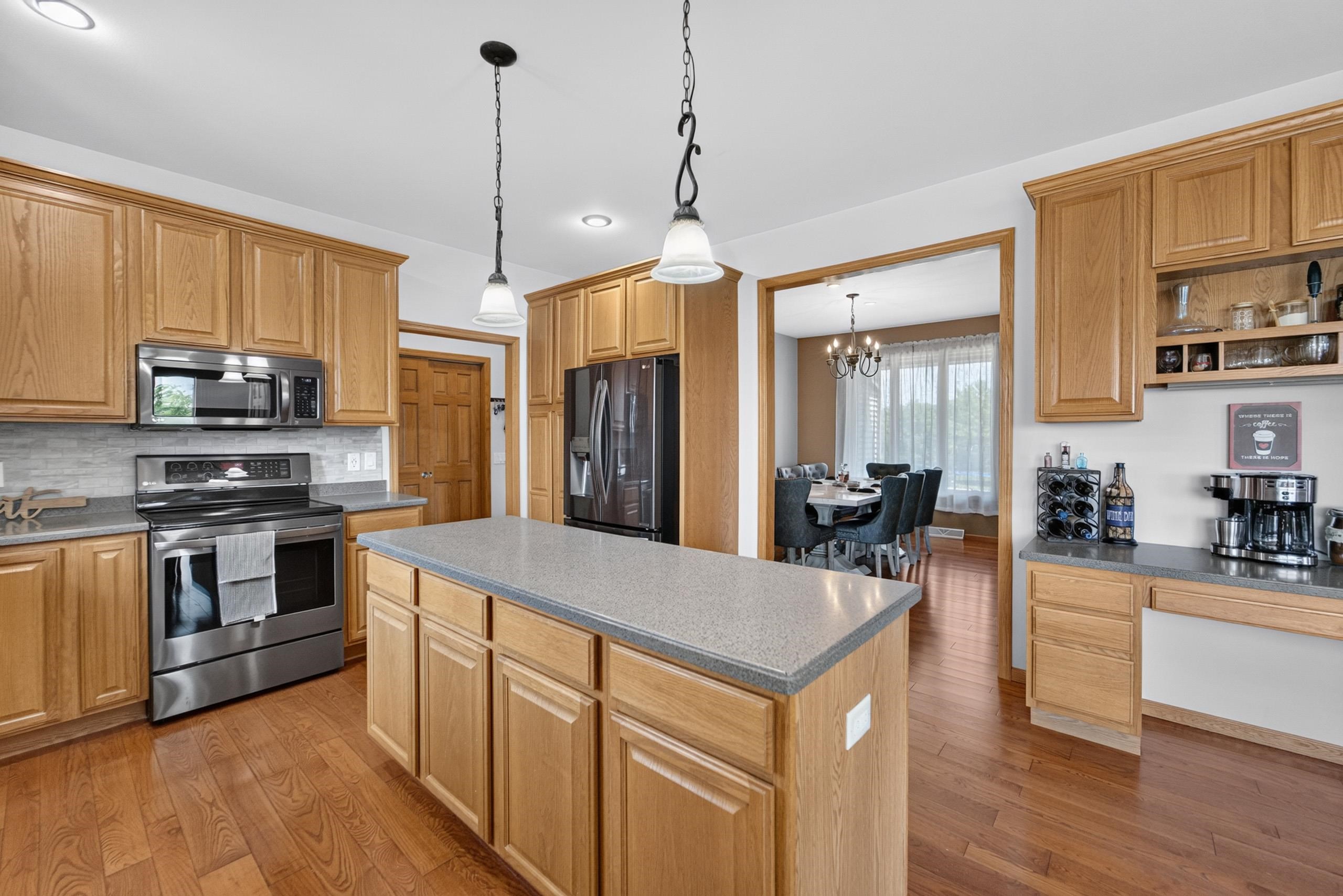 1000 Glen View Court