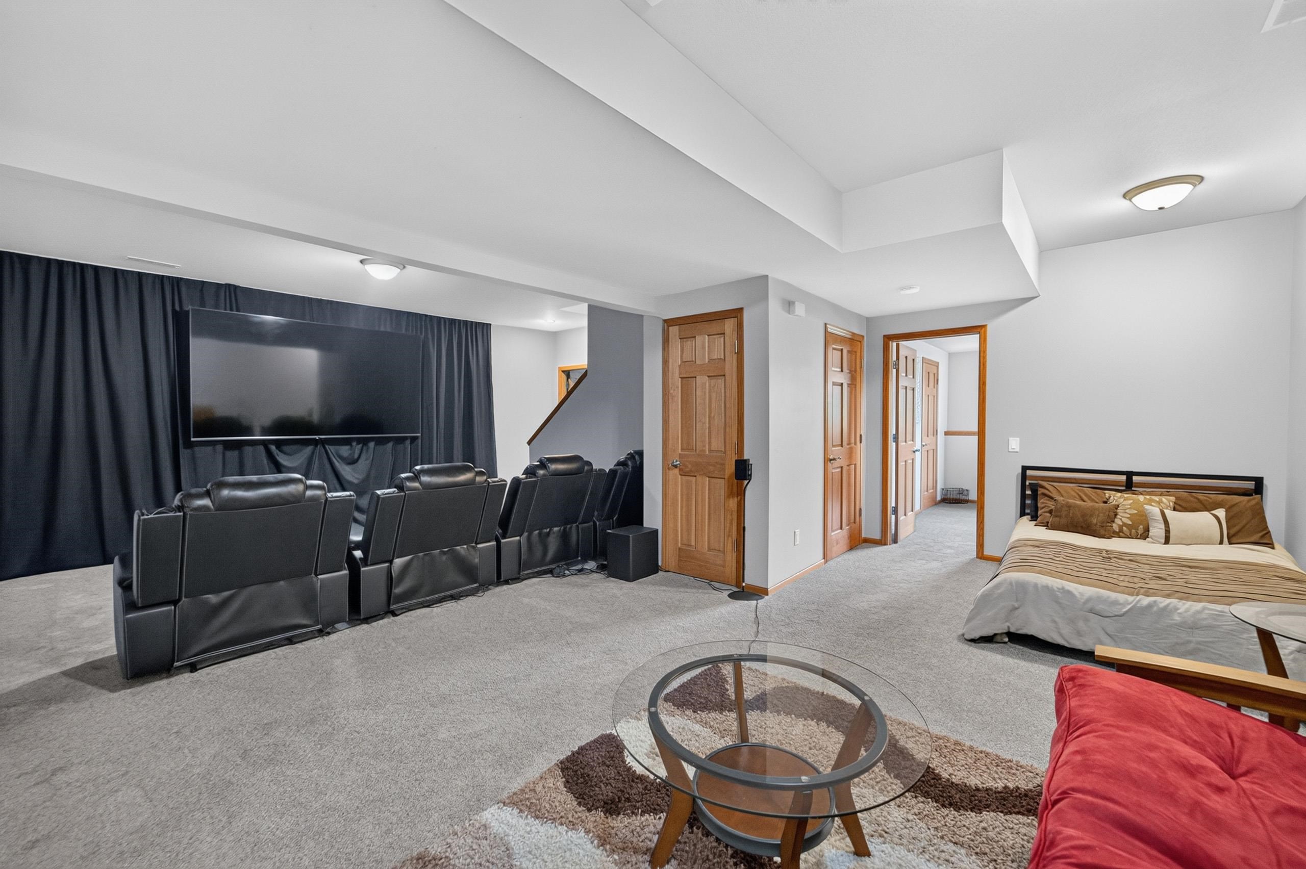 1000 Glen View Court