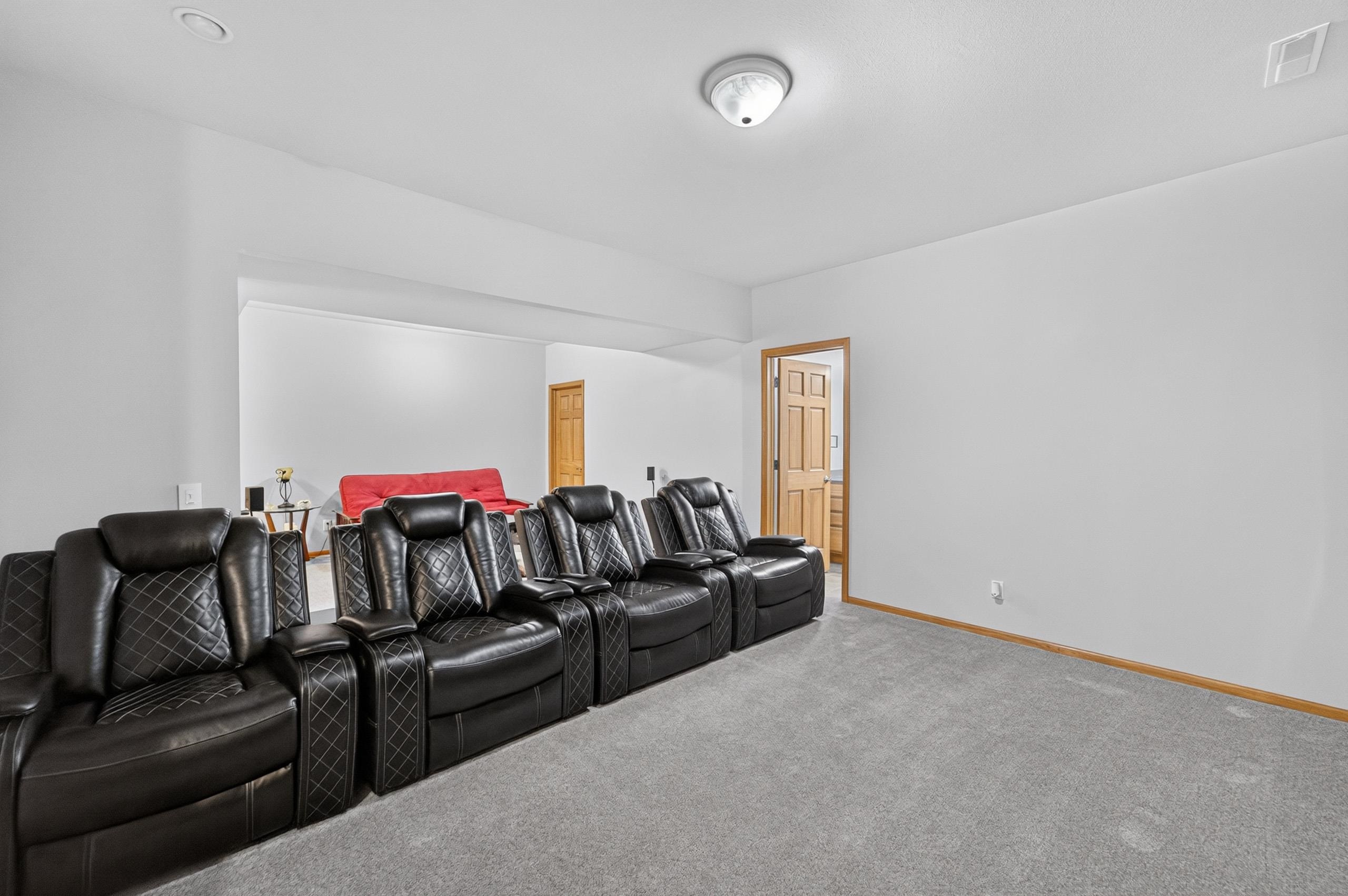 1000 Glen View Court