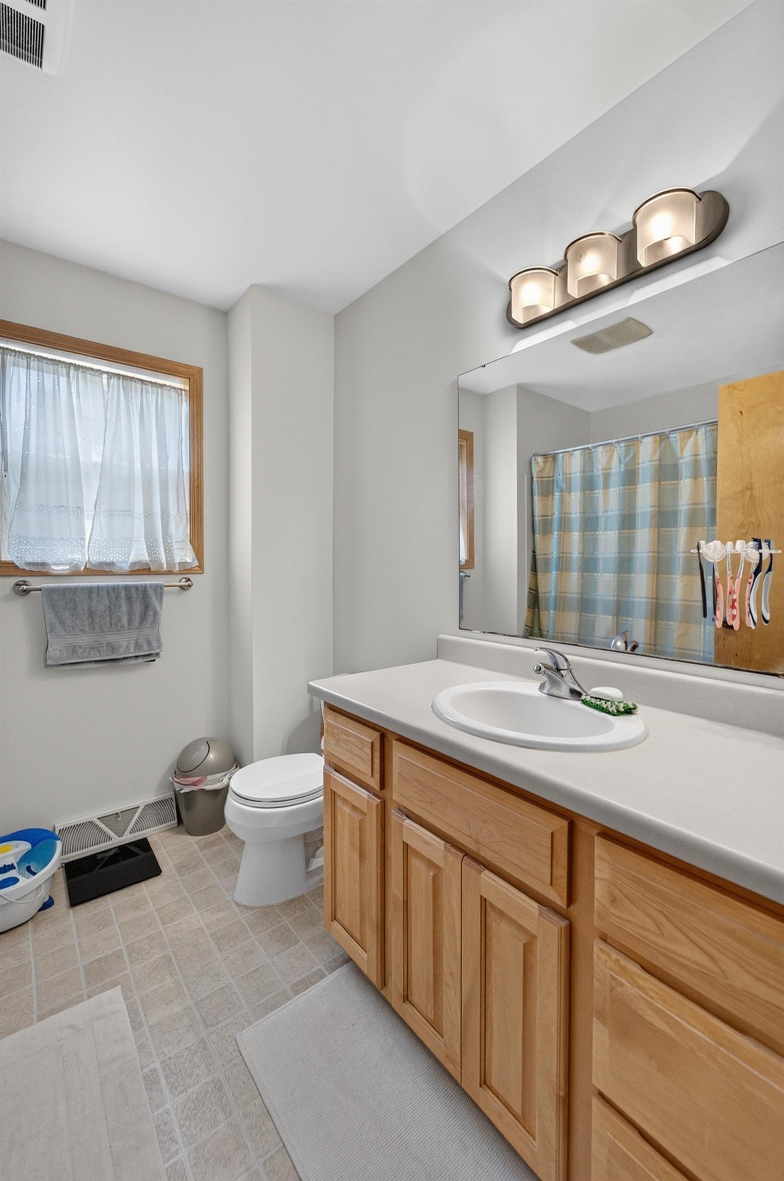 1305 Dewberry Drive