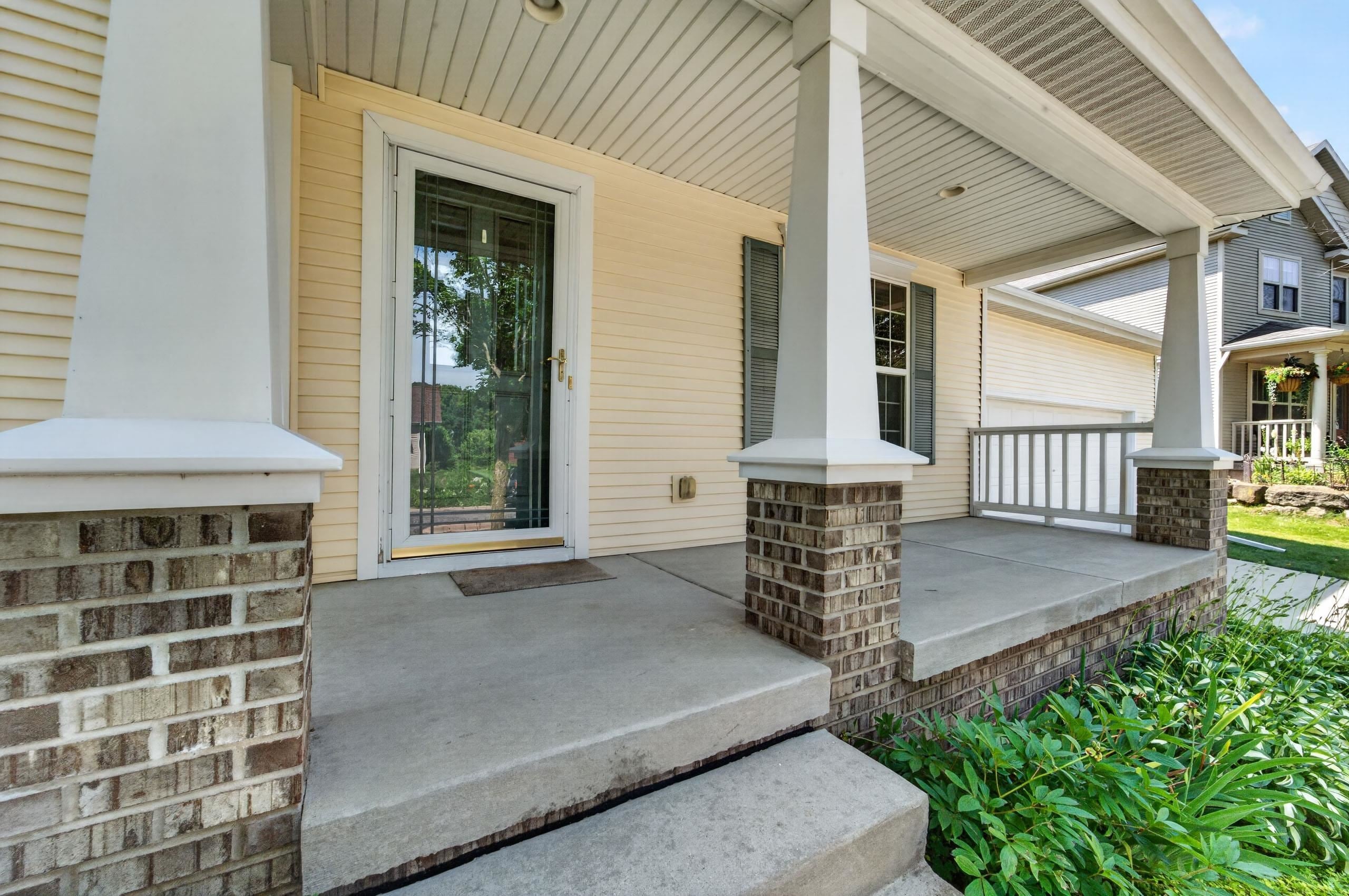 1305 Dewberry Drive