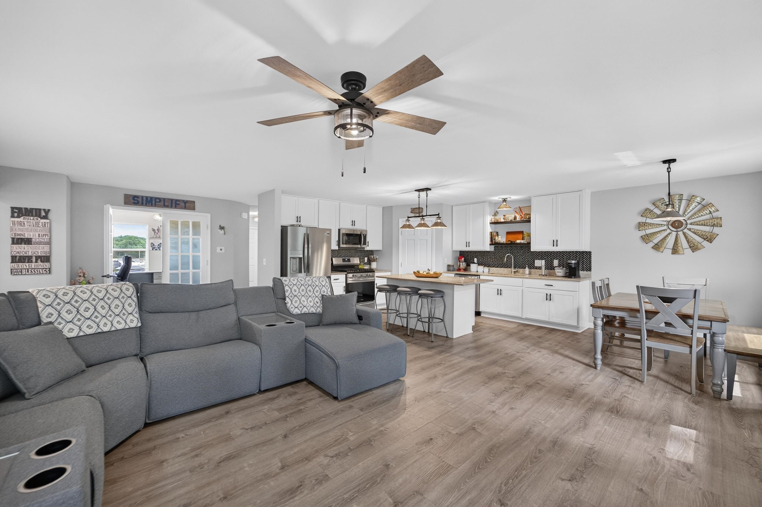 3305 Emerald Drive