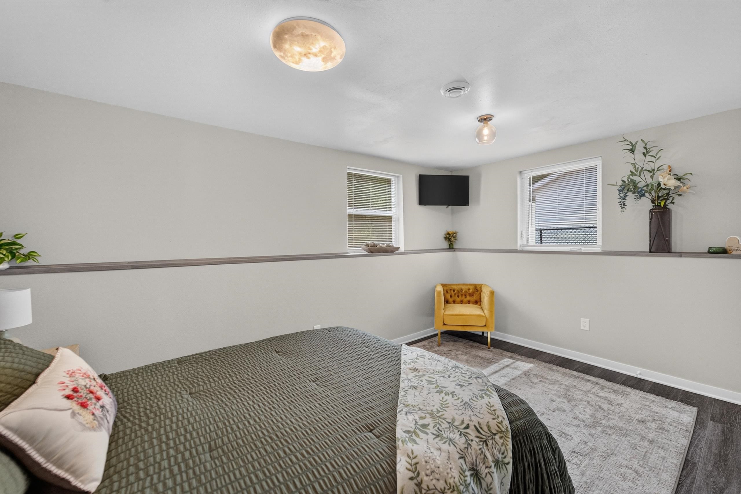 3305 Emerald Drive