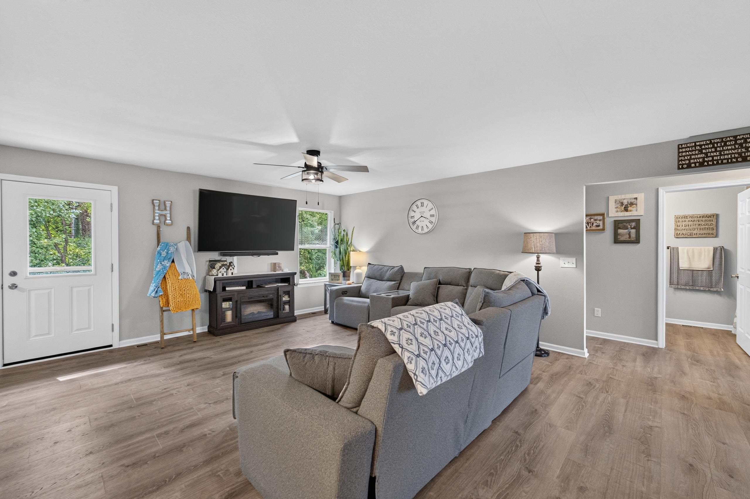 3305 Emerald Drive