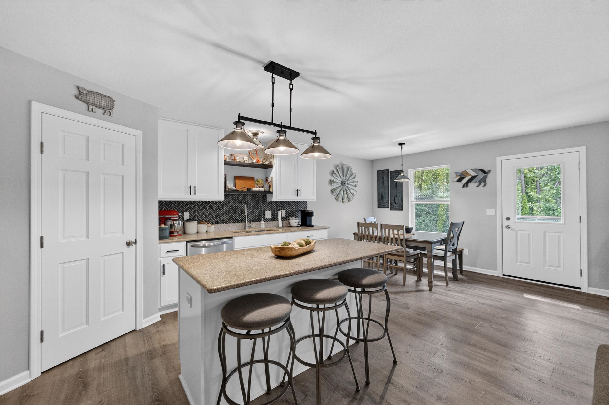 3305 Emerald Drive
