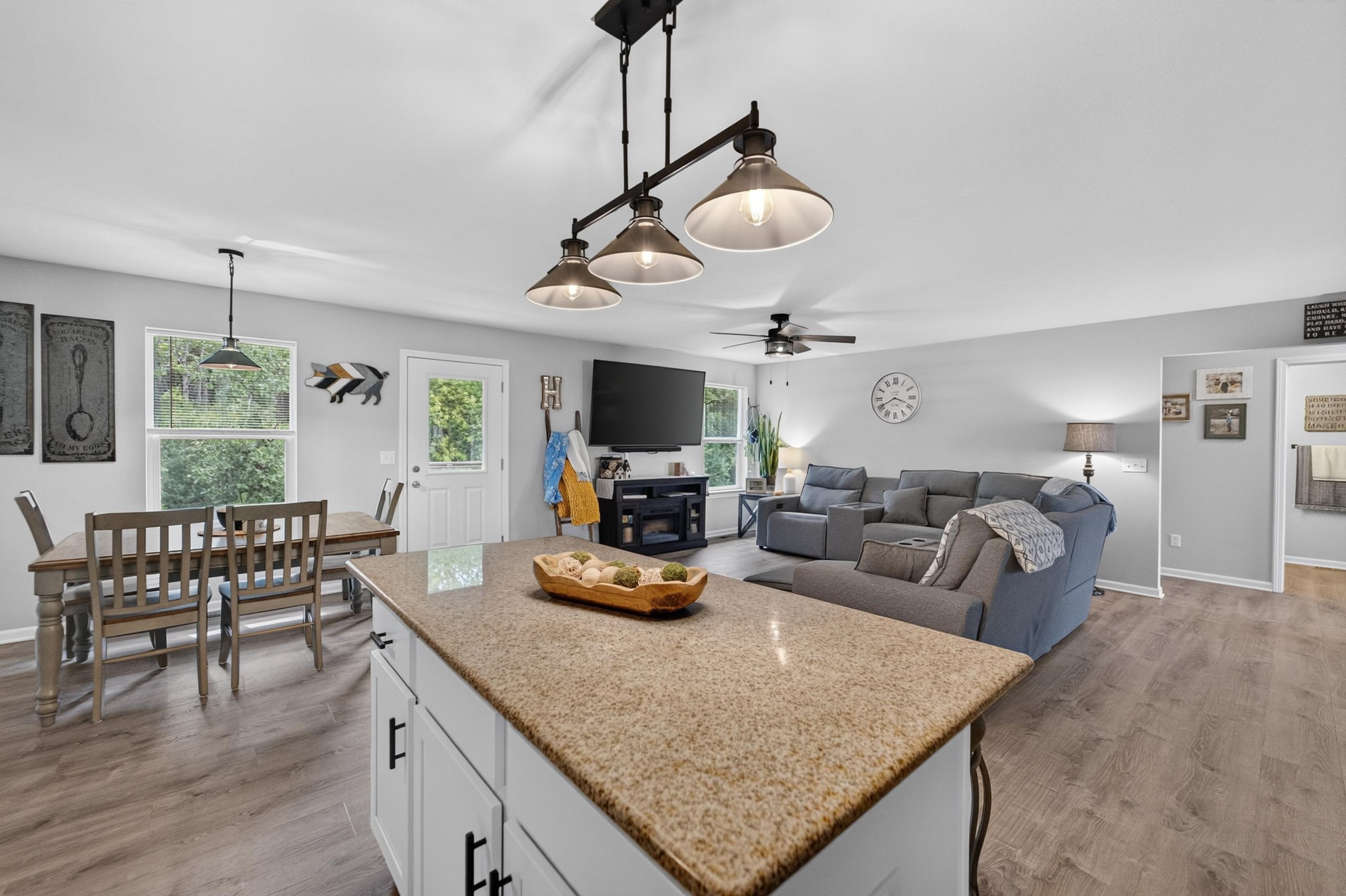 3305 Emerald Drive