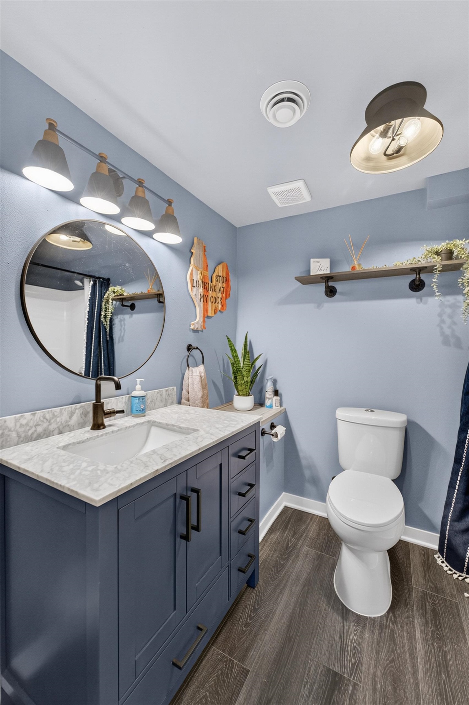 3305 Emerald Drive
