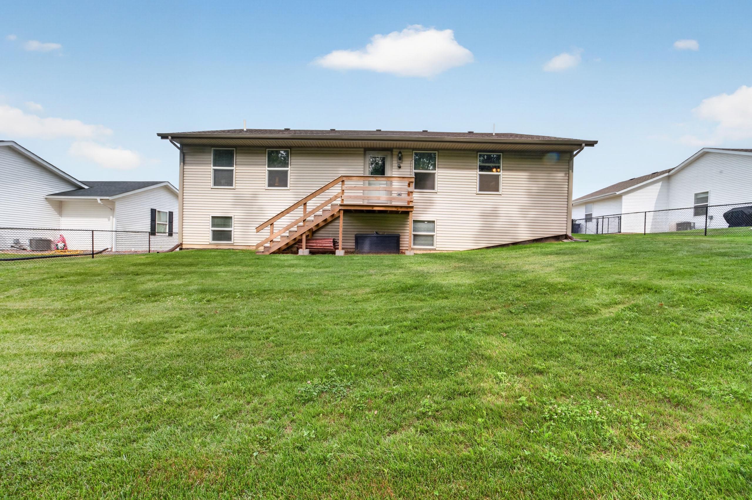 3305 Emerald Drive