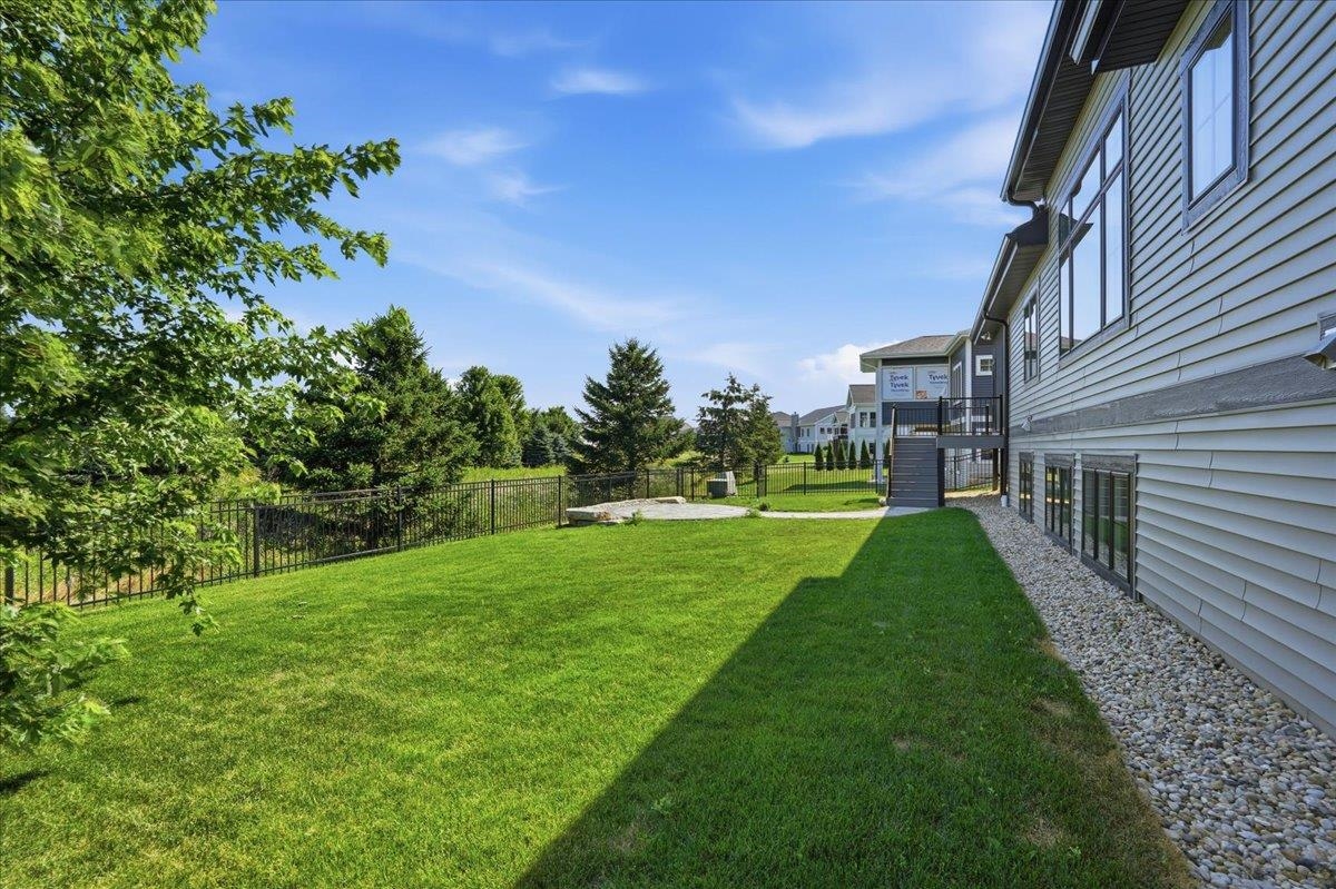 6241 Fountainhead Circle