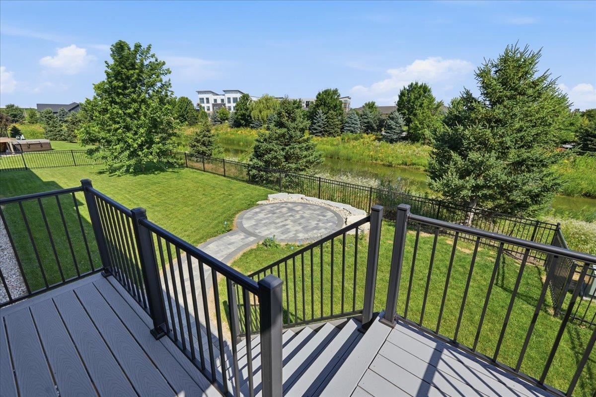 6241 Fountainhead Circle